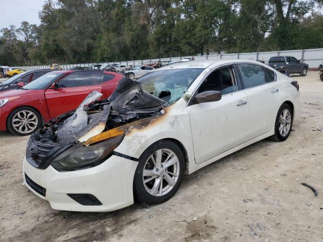 nissan altima 2017 1n4al3apxhc155177