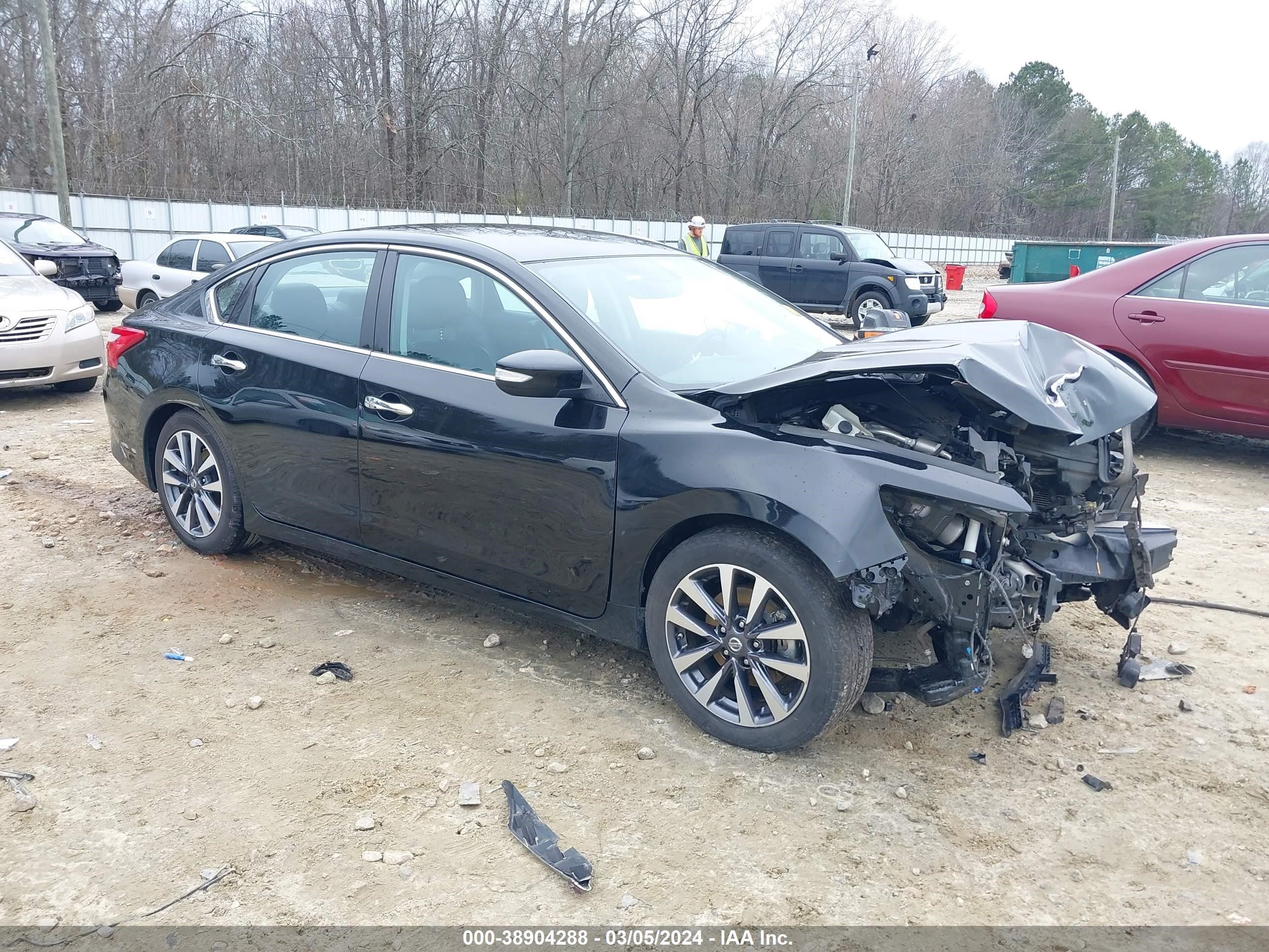 nissan altima 2017 1n4al3apxhc243369