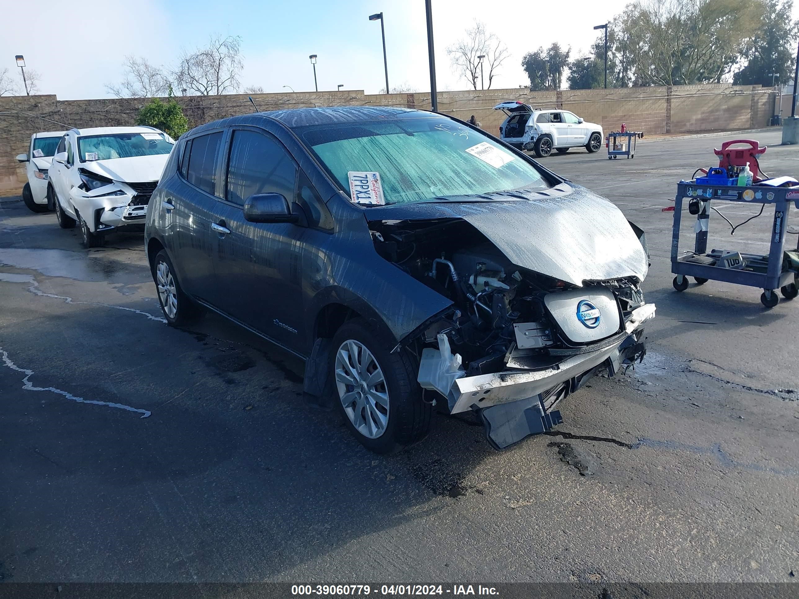 nissan leaf 2013 1n4az0cp7dc415247