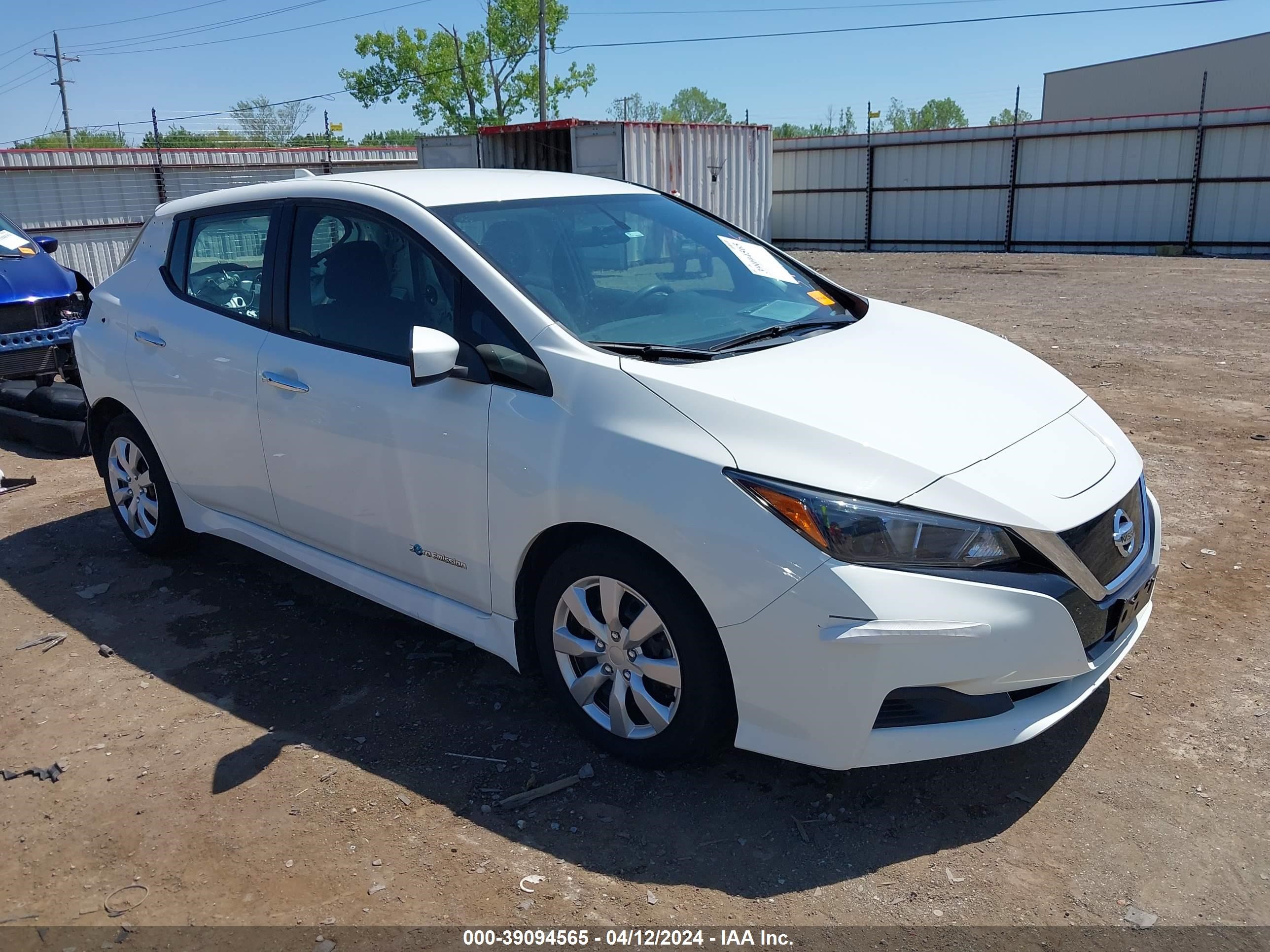 nissan leaf 2019 1n4az1cp2kc318900