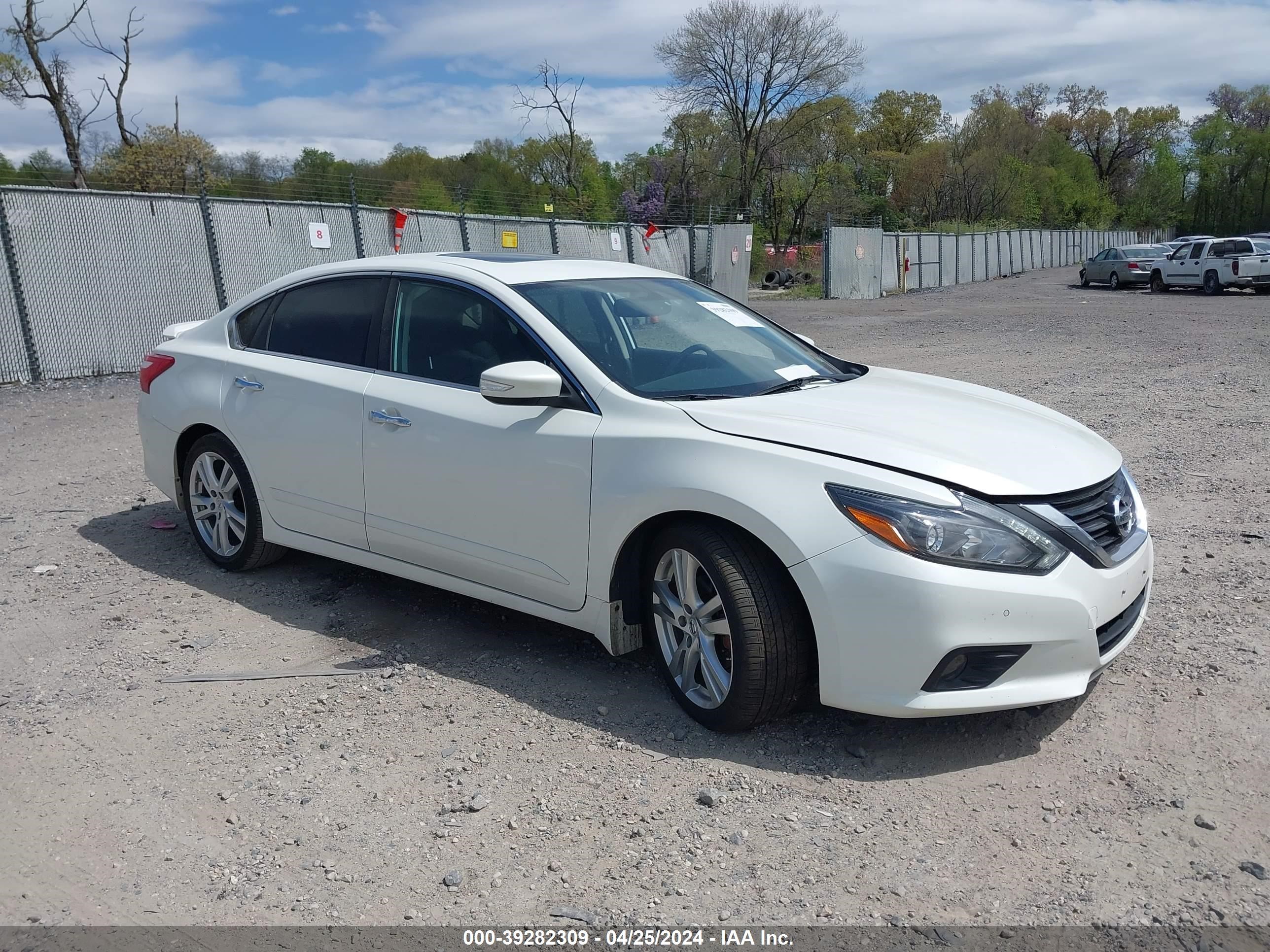 nissan altima 2017 1n4bl3ap3hc203185