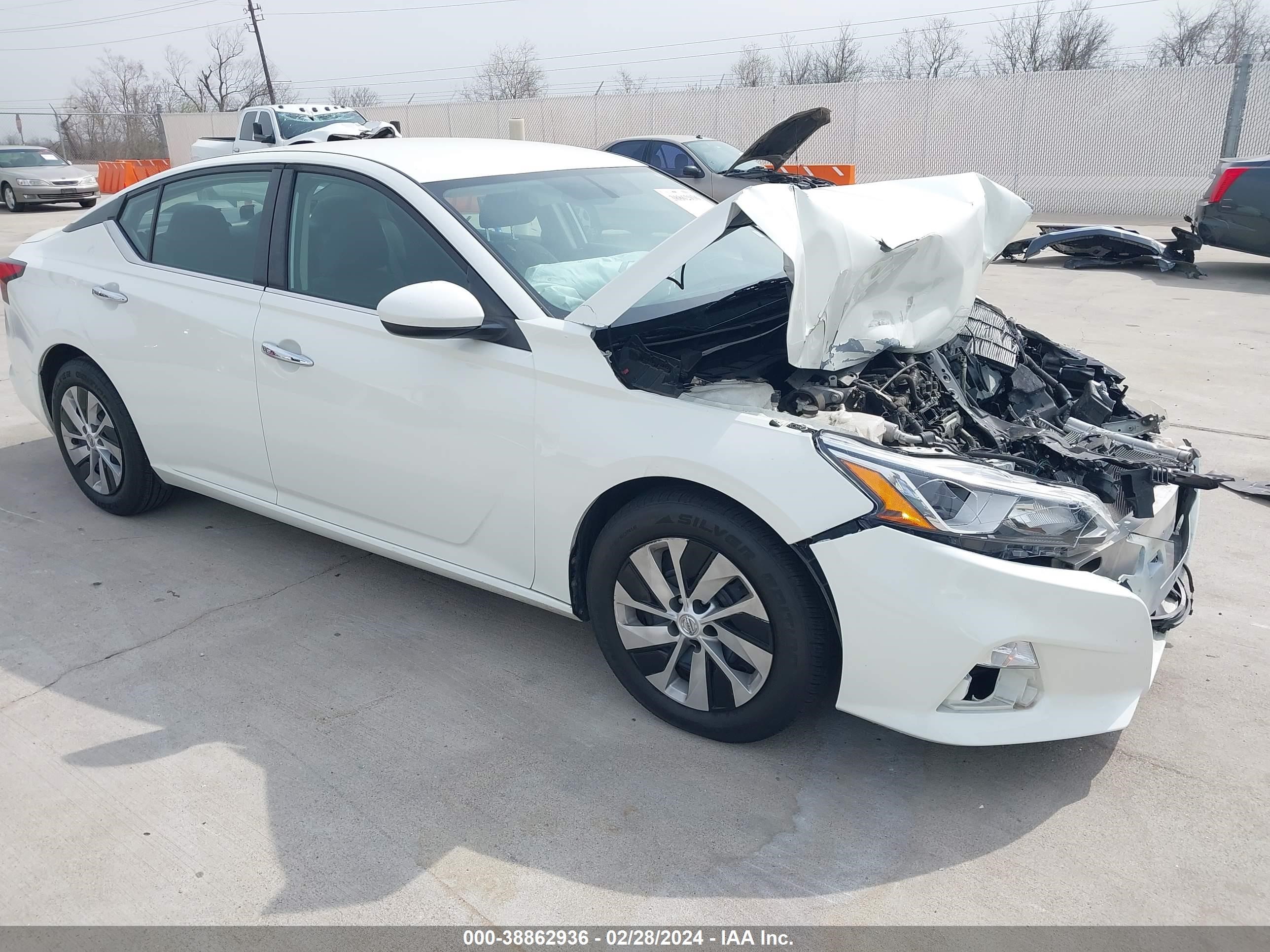 nissan altima 2019 1n4bl4bv0kc227177