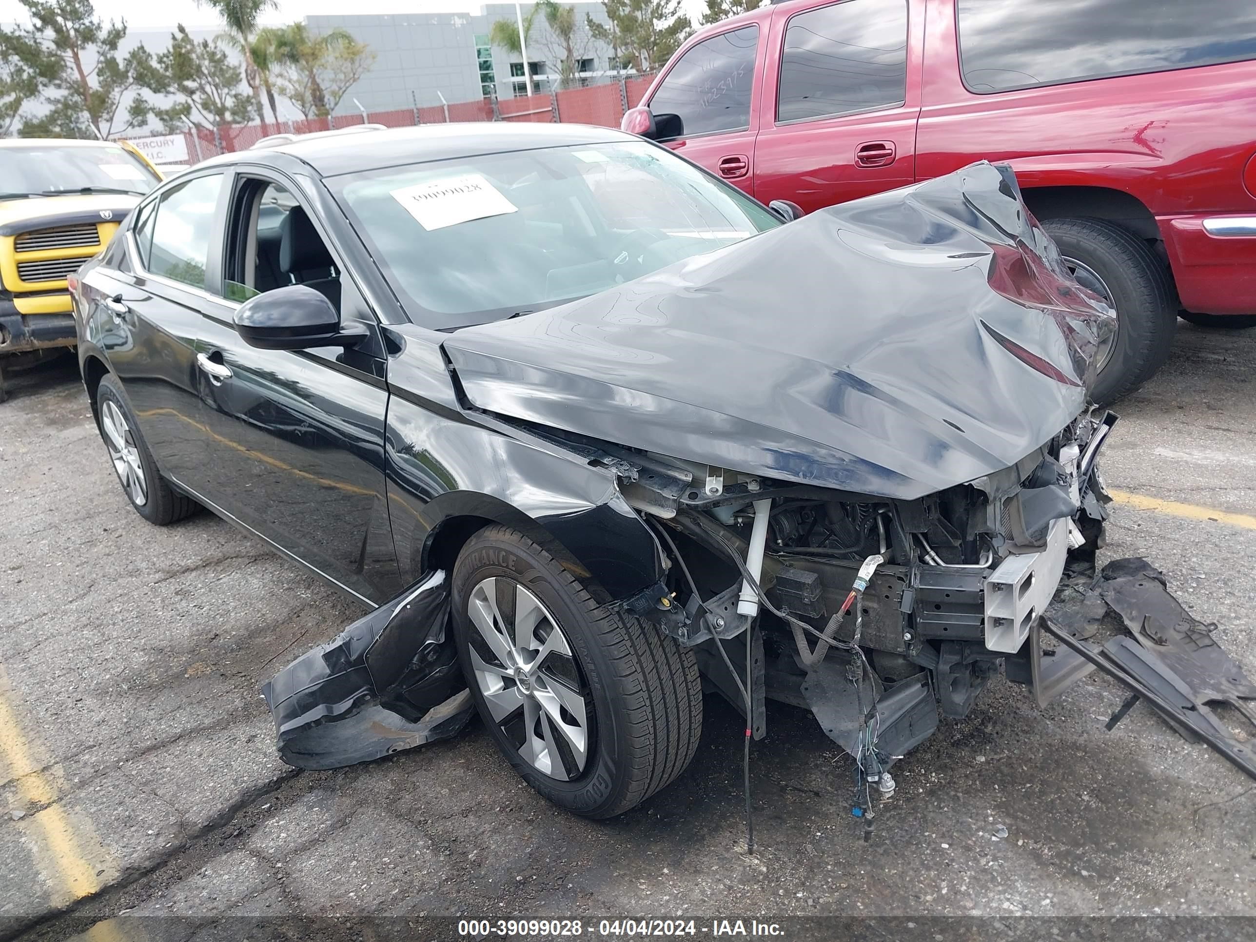 nissan altima 2019 1n4bl4bv7kc220582