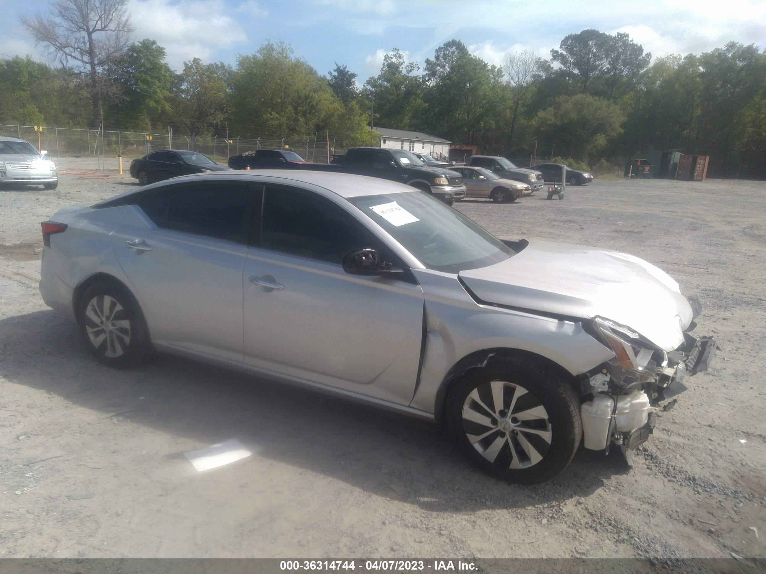 nissan altima 2019 1n4bl4bv7kc224227