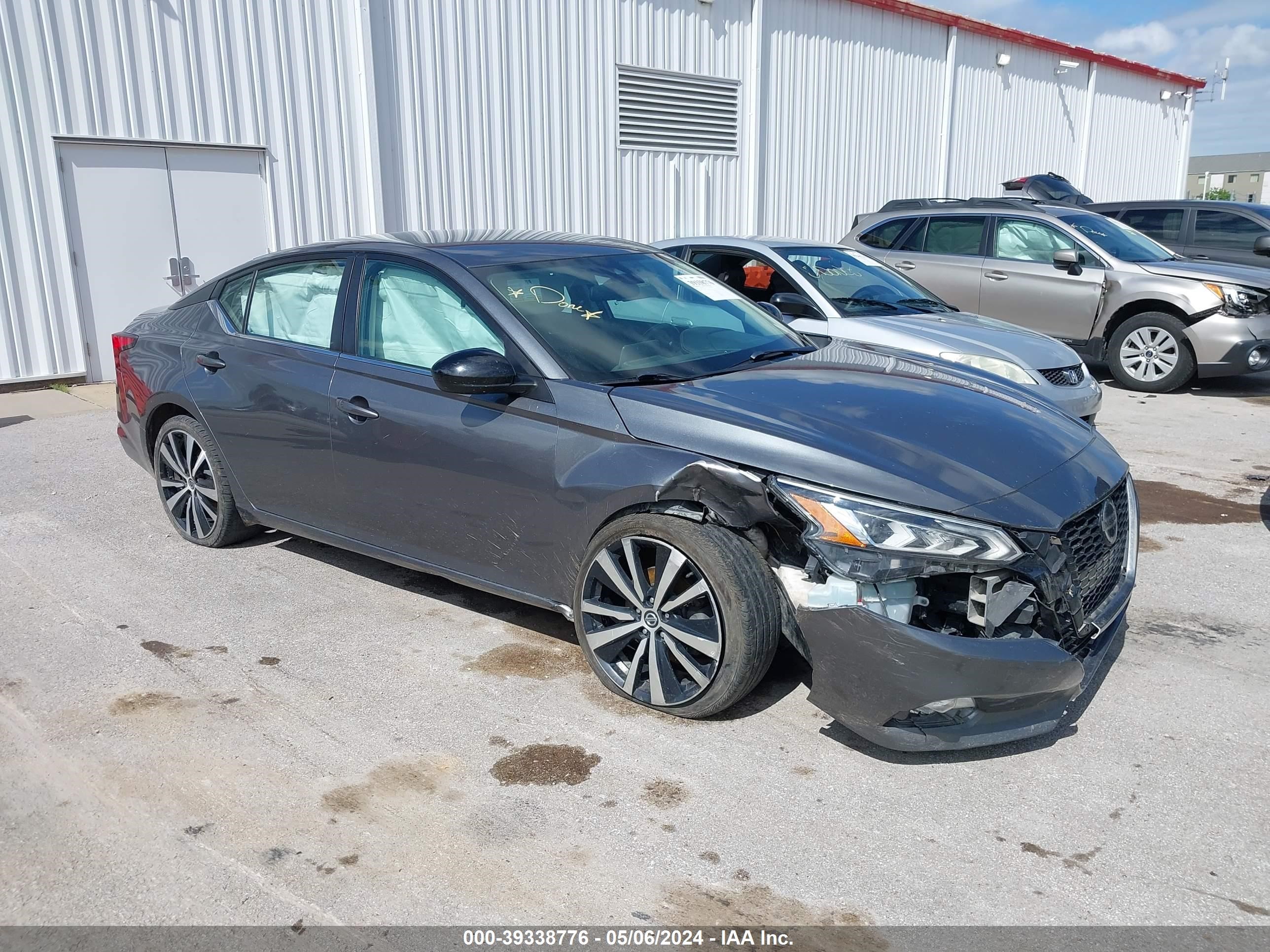 nissan altima 2020 1n4bl4cv5lc184729