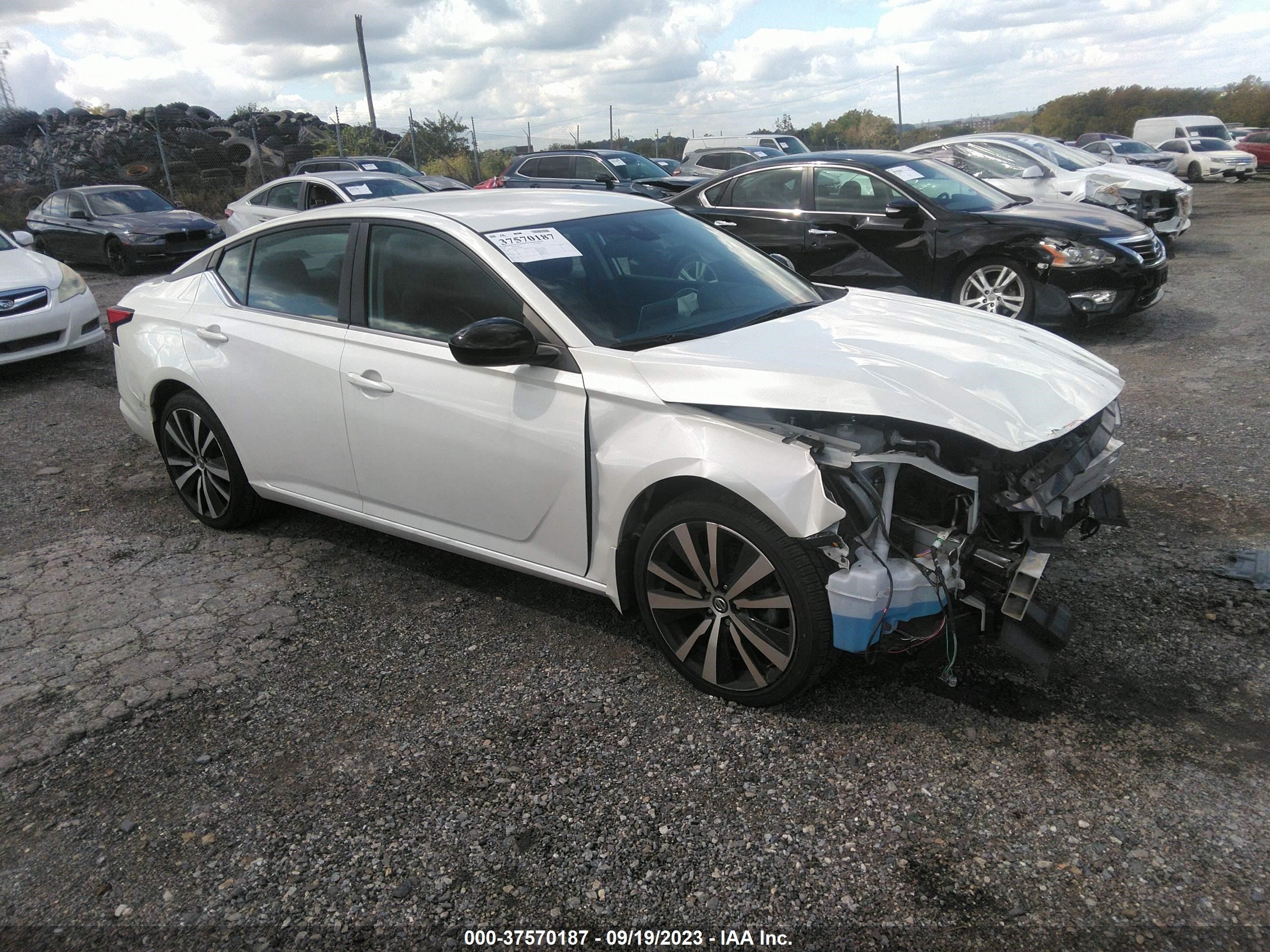 nissan altima 2020 1n4bl4cv5lc185685