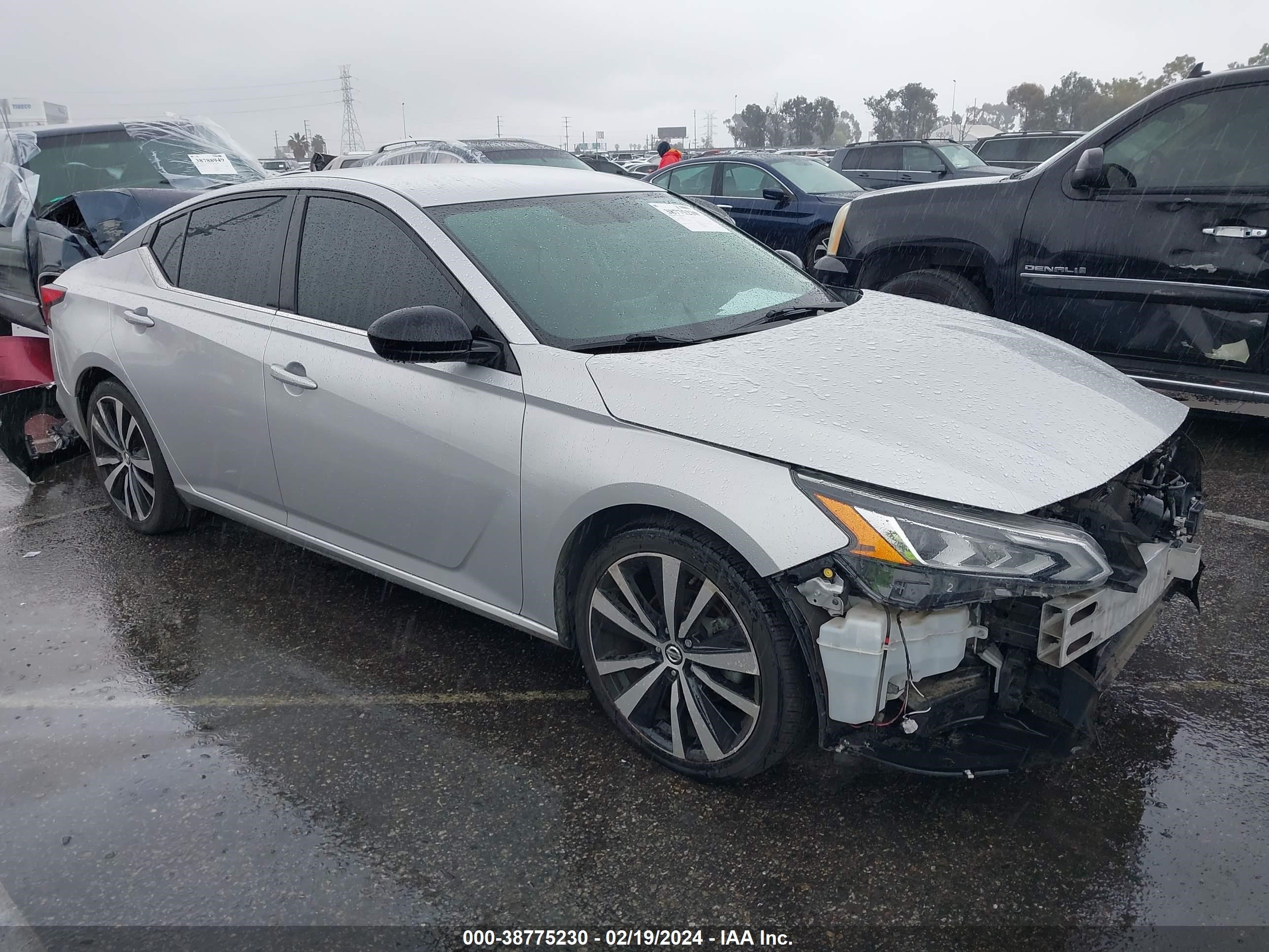 nissan altima 2019 1n4bl4cv6kc160244