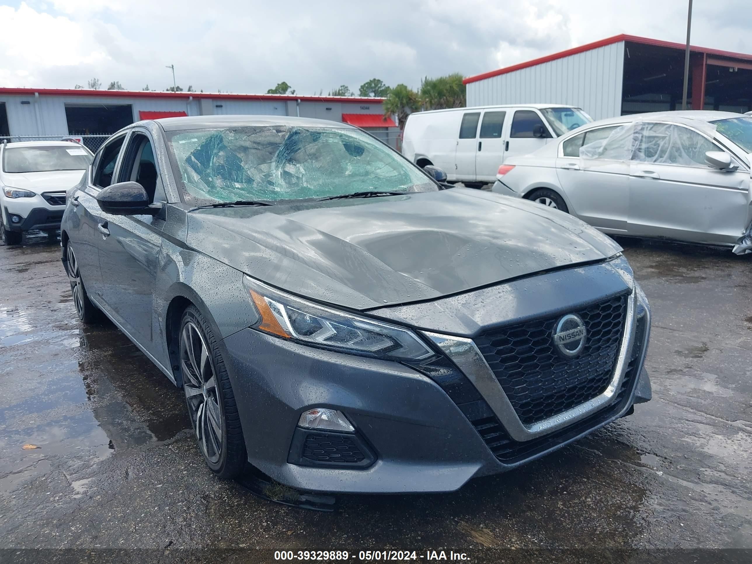 nissan altima 2019 1n4bl4cv6kn325956