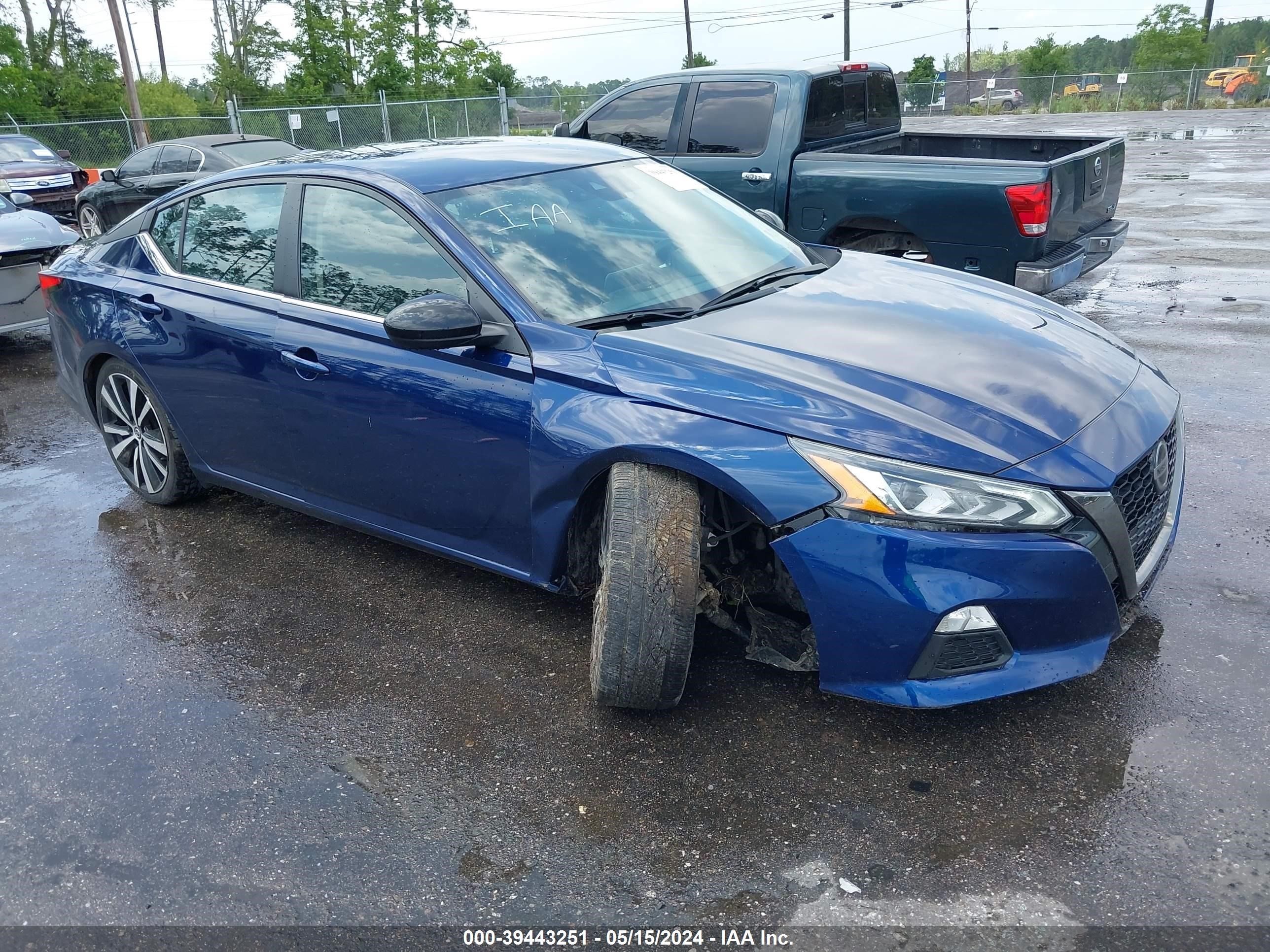 nissan altima 2022 1n4bl4cv6nn353681