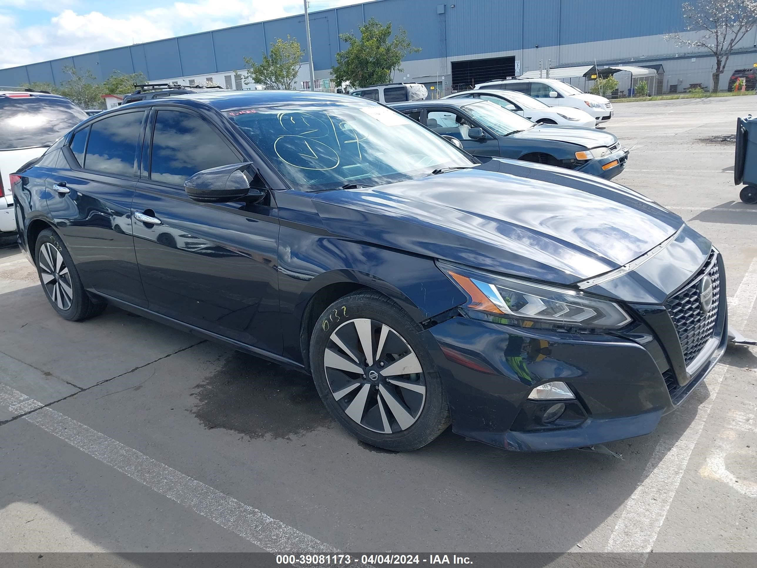 nissan altima 2019 1n4bl4dv0kc110342