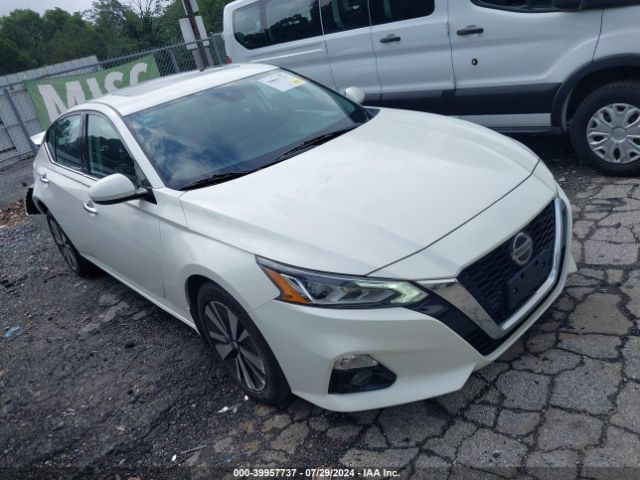 nissan altima 2019 1n4bl4dw2kc133601