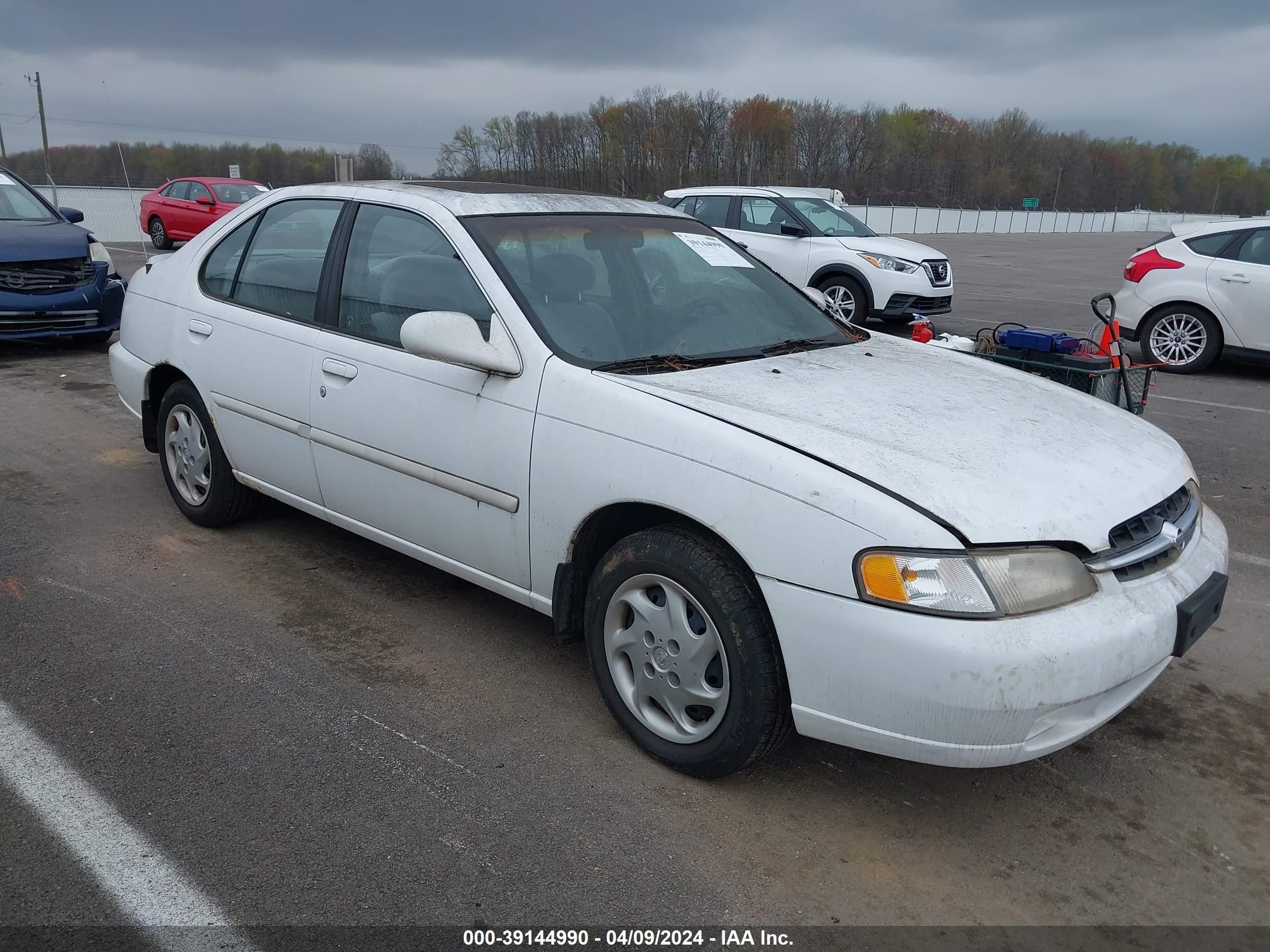 nissan altima 1998 1n4dl01d1wc101300