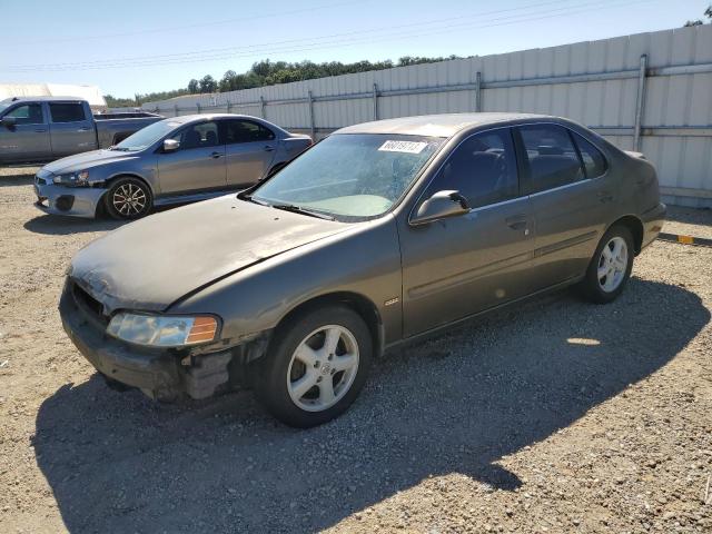 nissan altima 2001 1n4dl01d81c172874