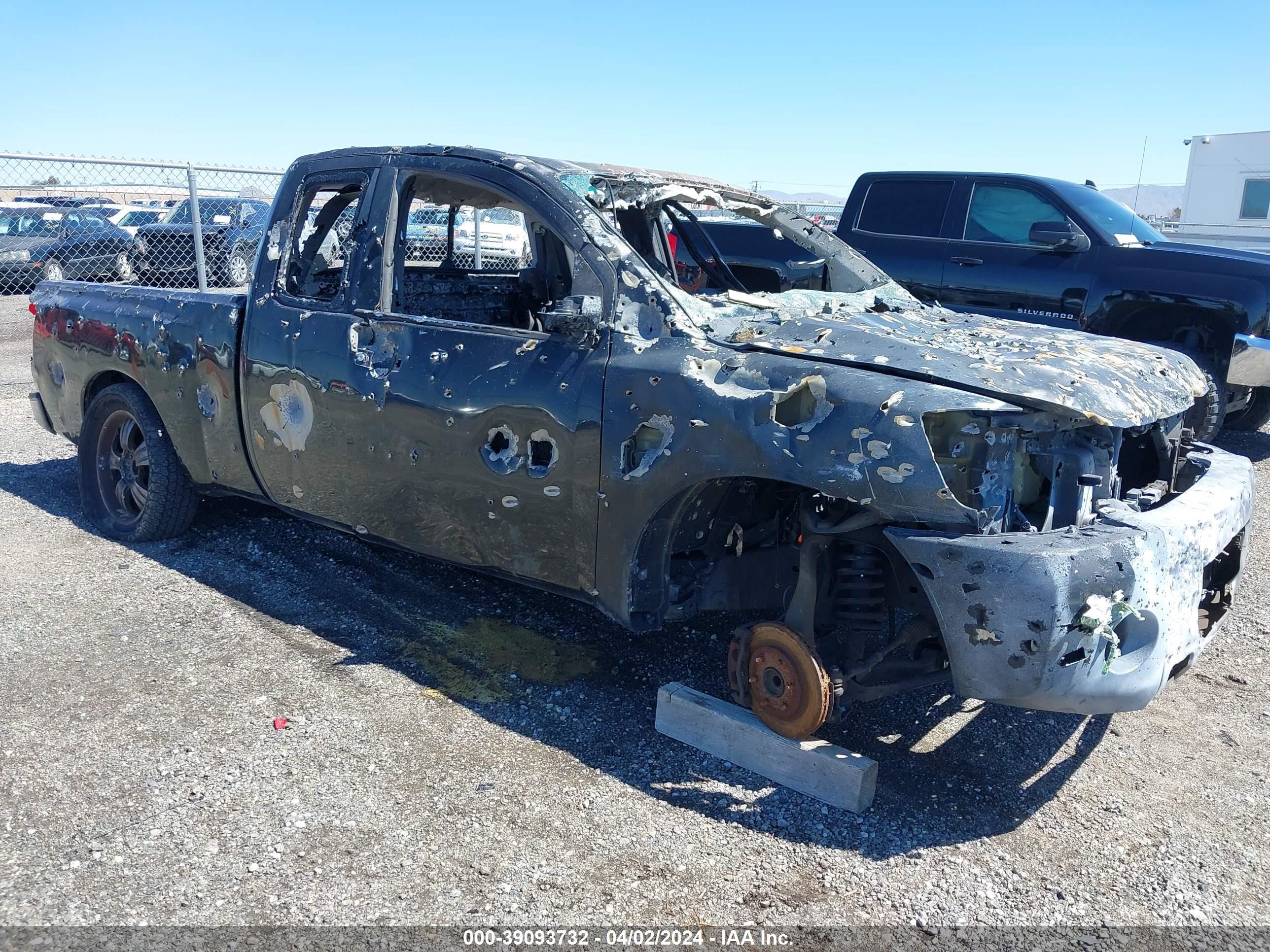 nissan titan 2004 1n6aa06a64n540654