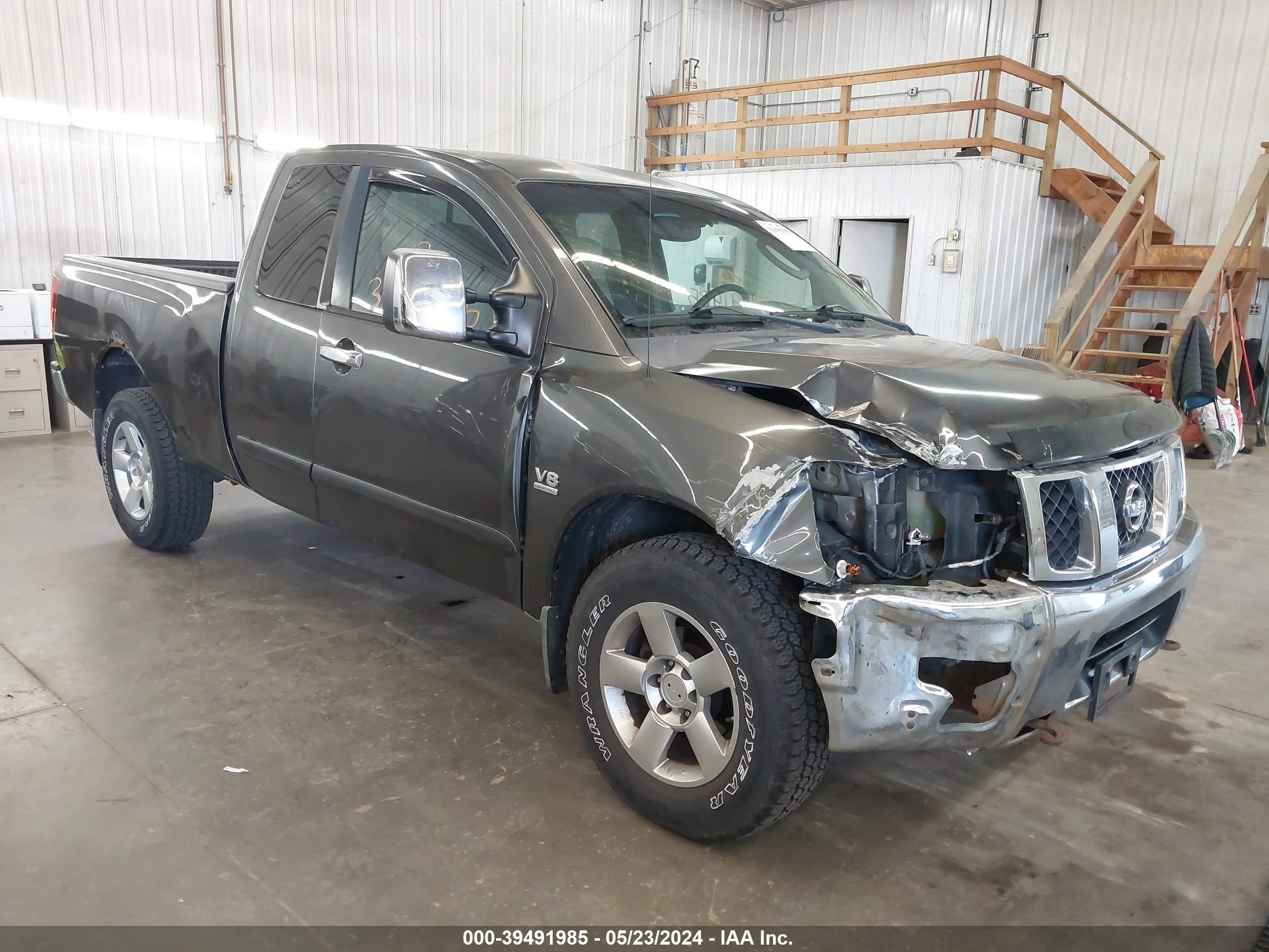 nissan titan 2004 1n6aa06b64n532305