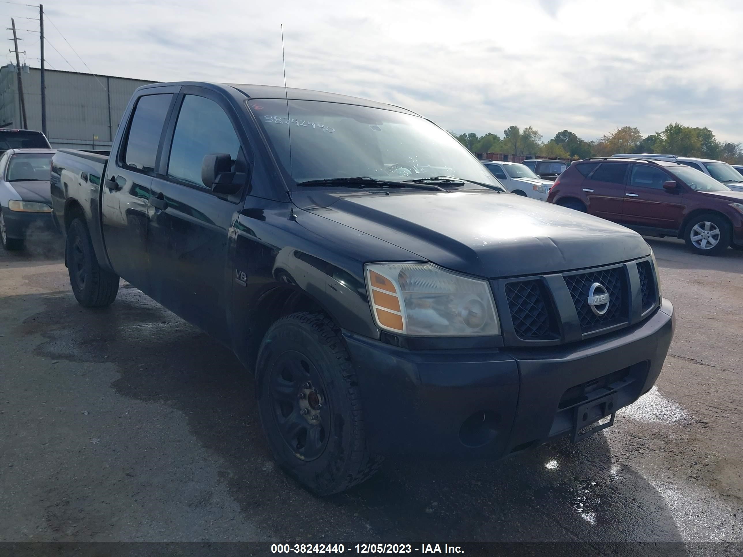 nissan titan 2004 1n6aa07a04n546349