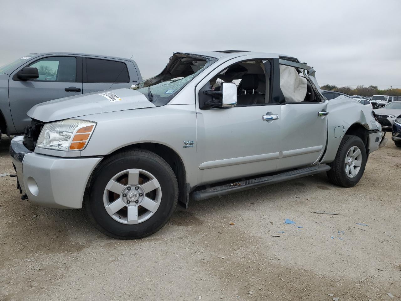 nissan titan 2004 1n6aa07a34n543588