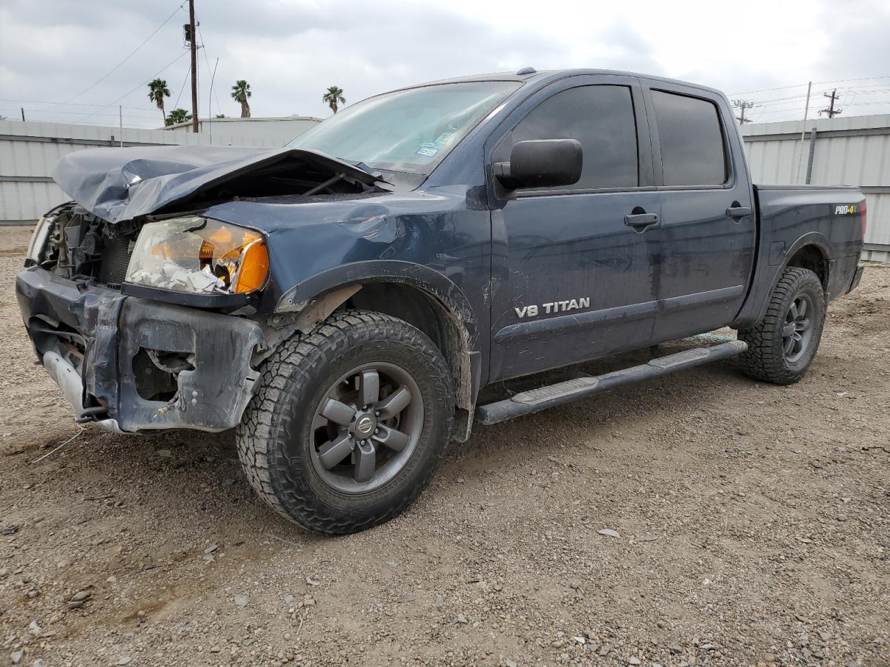 nissan titan 2015 1n6aa0ec9fn514622