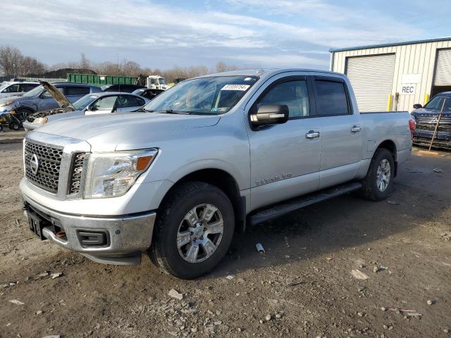 nissan titan sv 2018 1n6aa1e51jn504926