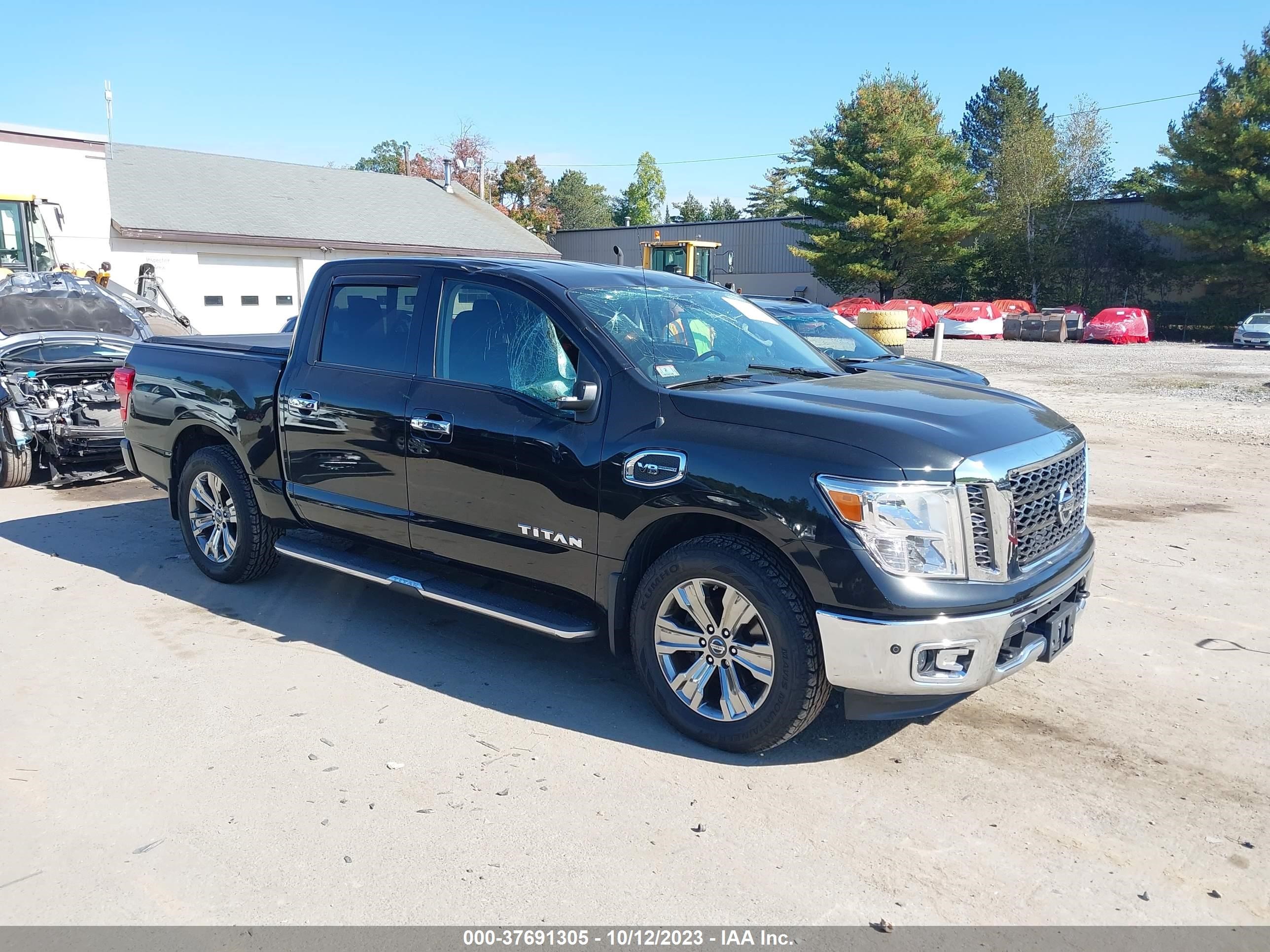 nissan titan 2017 1n6aa1e57hn545023