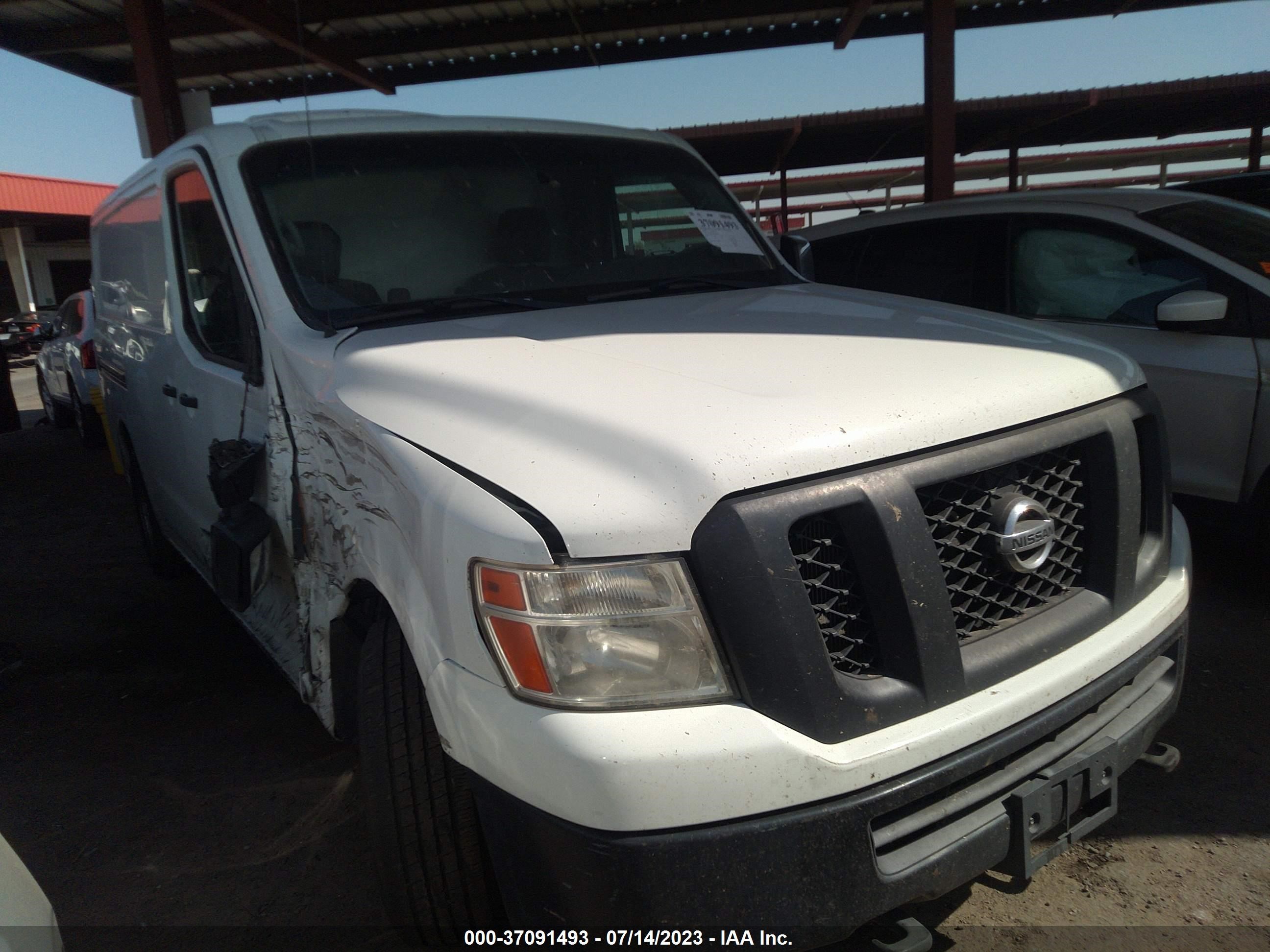 nissan nv 2016 1n6af0ky8gn808824