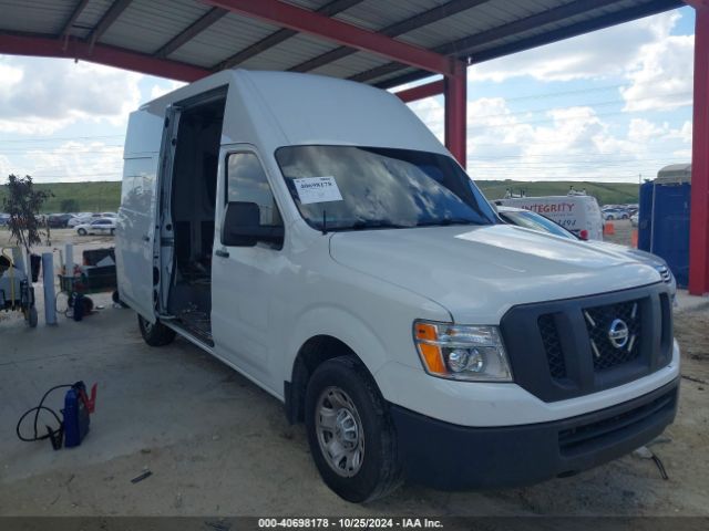 nissan nv 2018 1n6bf0ly0jn811243