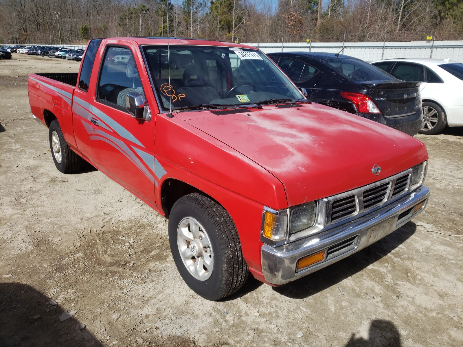 nissan truck king 1997 1n6sd16s2vc311654