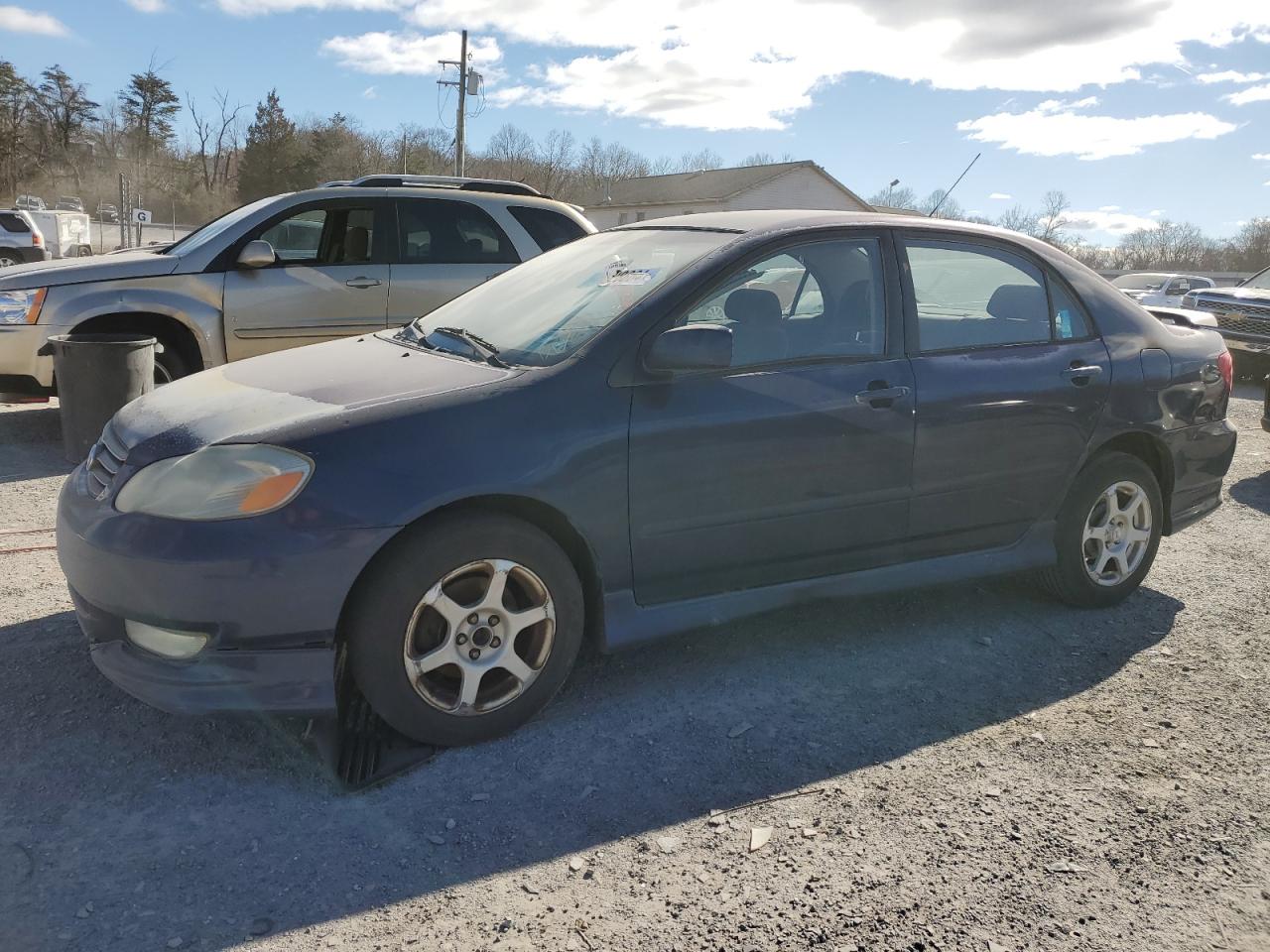 toyota corolla 2004 1nxbr32e64z230371