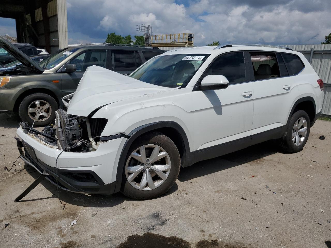 volkswagen atlas 2018 1v2lr2ca9jc551044