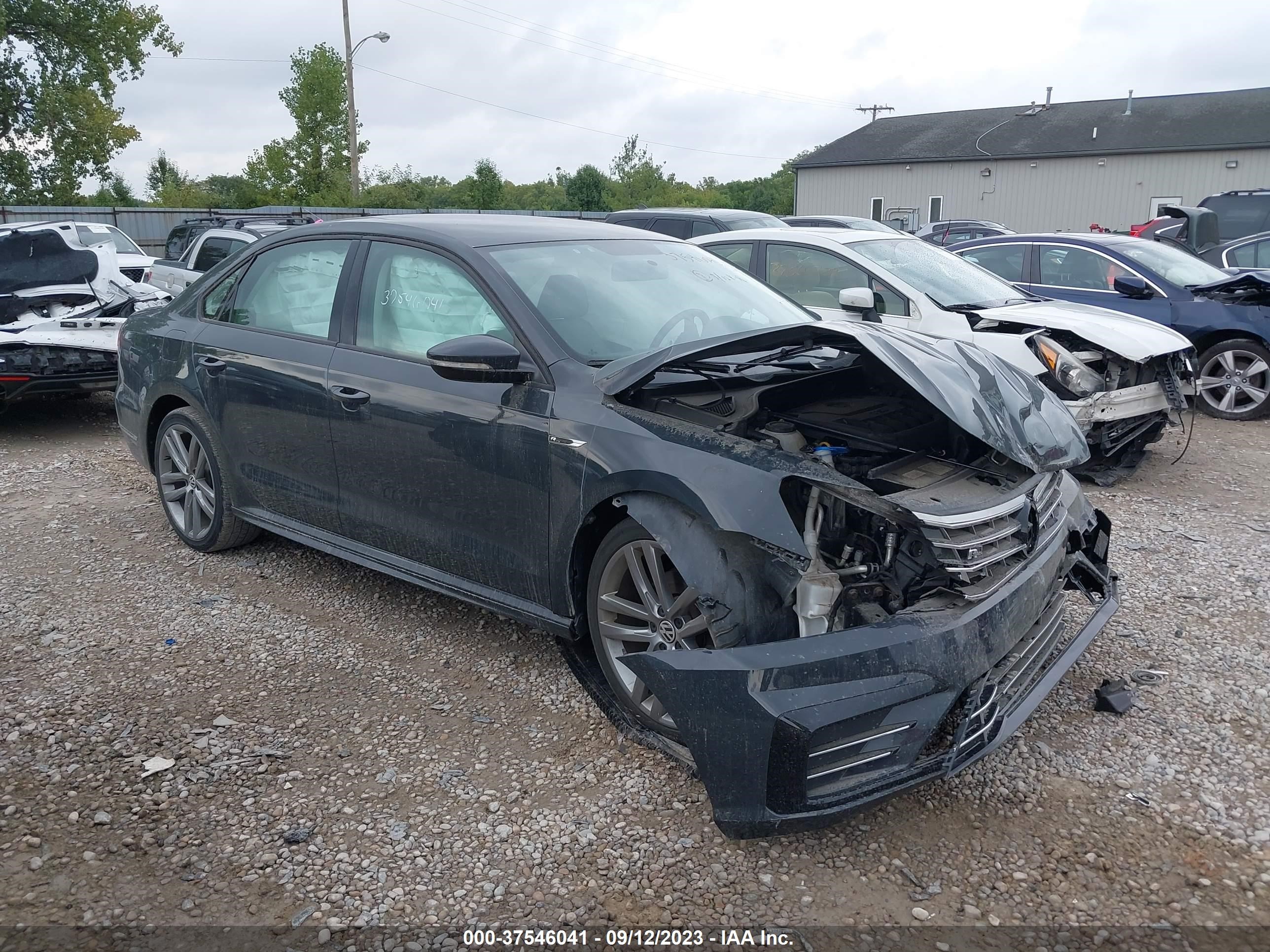 volkswagen passat 2018 1vwaa7a32jc002798