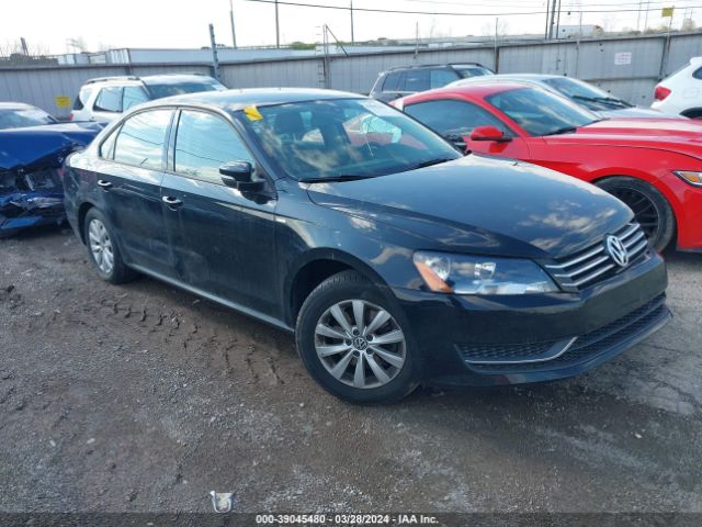 volkswagen  2014 1vwap7a39ec017917