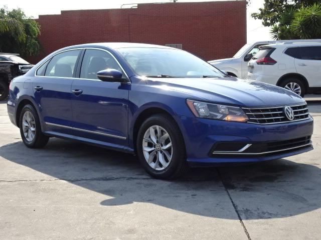 volkswagen passat 2016 1vwat7a38gc051894