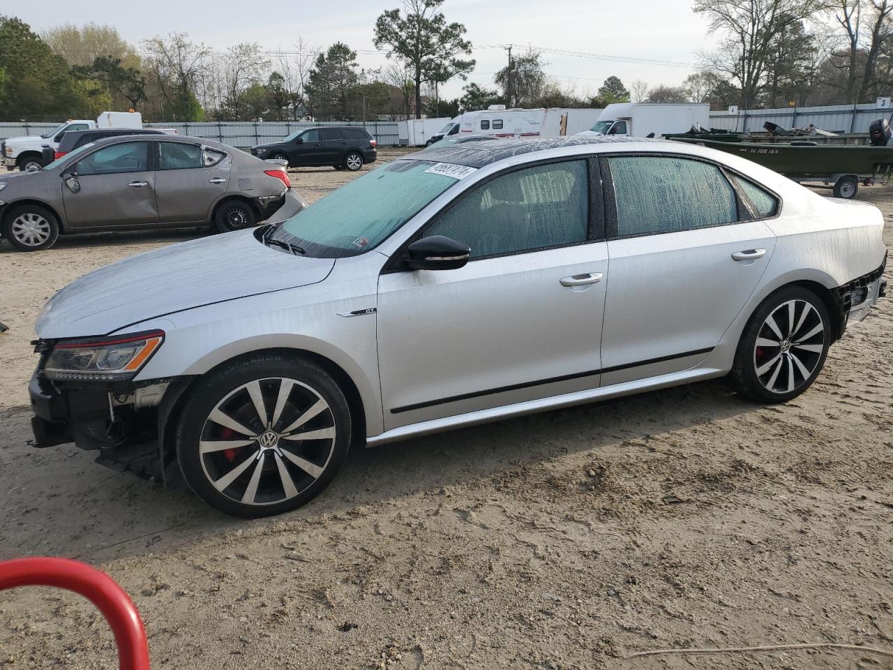 volkswagen passat 2018 1vwbm7a34jc041341