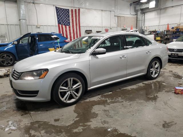 volkswagen passat se 2014 1vwbs7a32ec031984