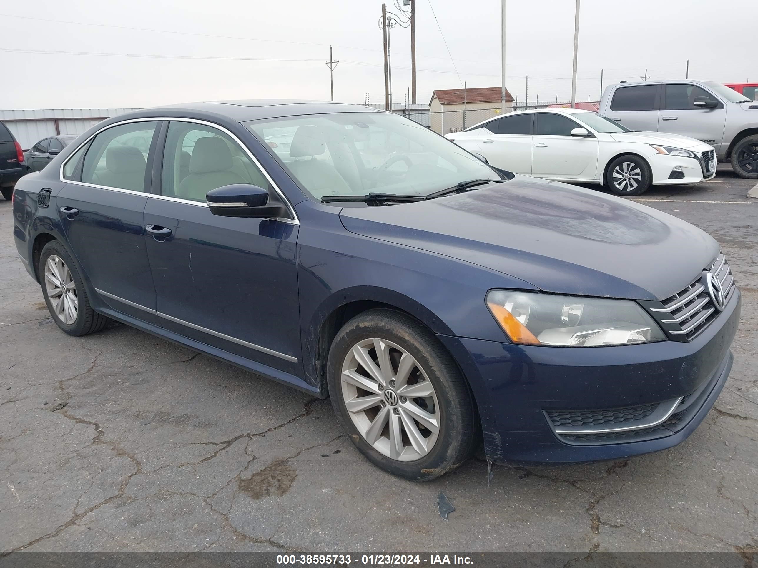 volkswagen passat 2012 1vwch7a37cc059781