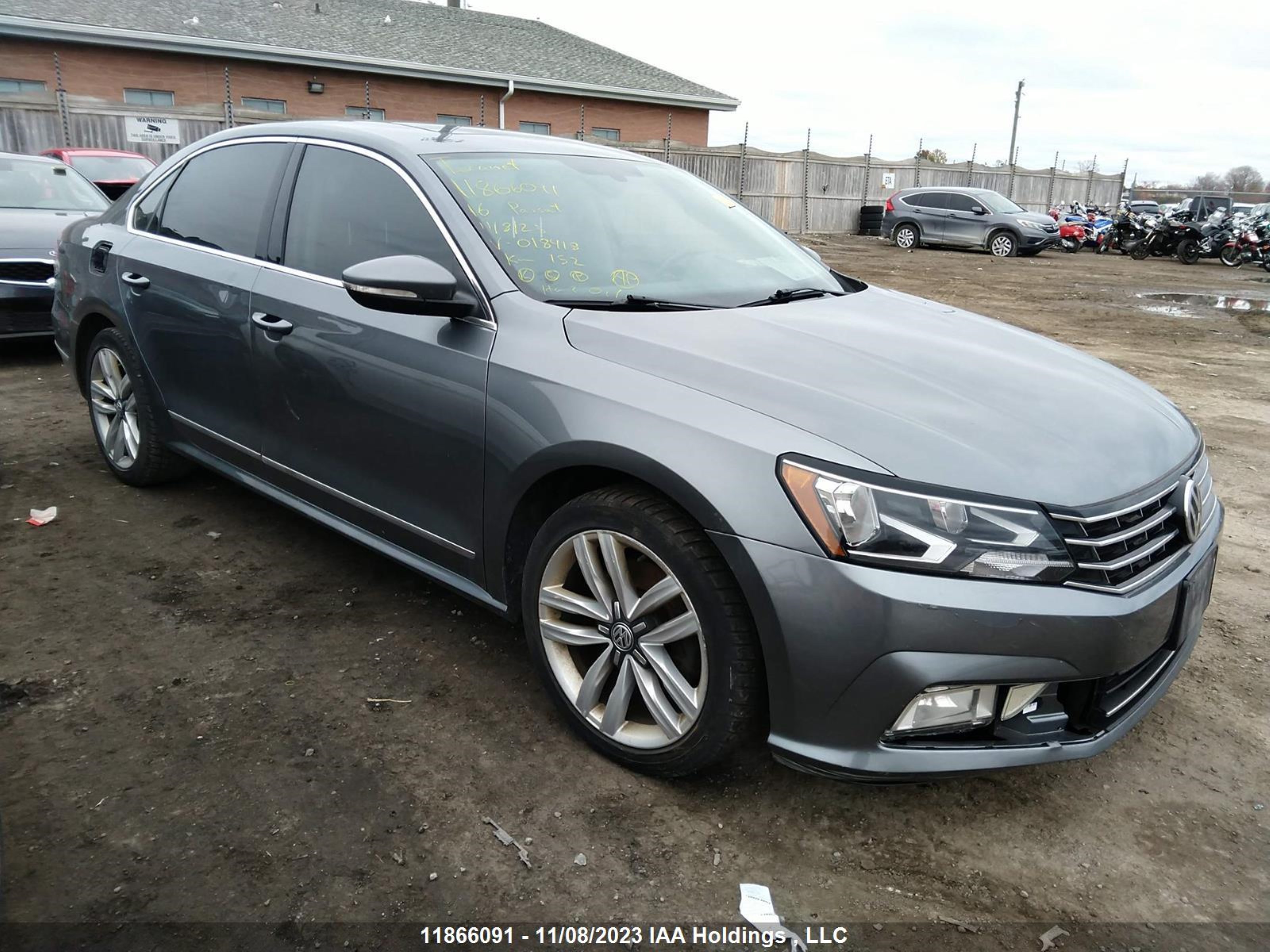 volkswagen passat 2016 1vwcs7a34gc018418