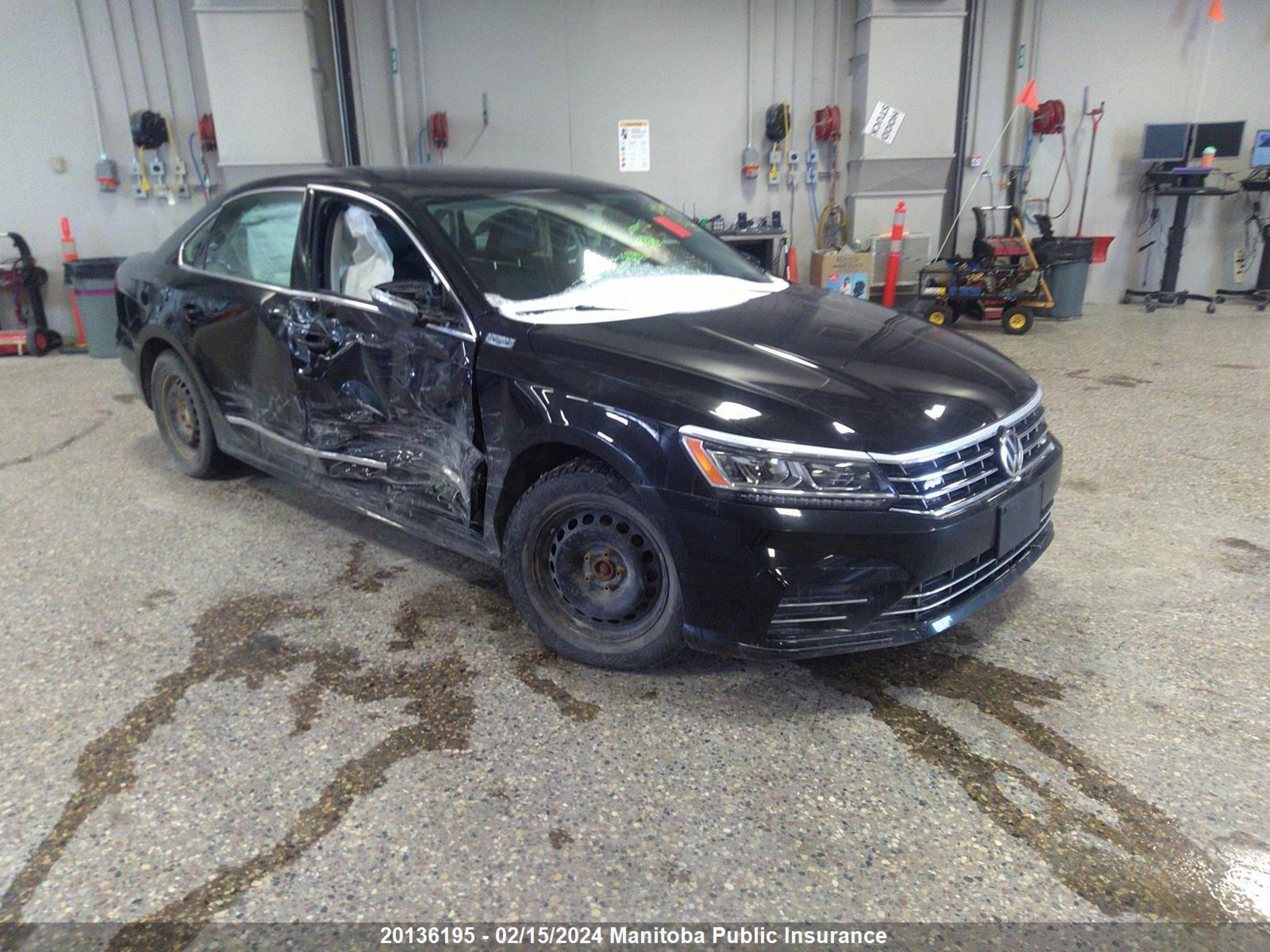 volkswagen passat 2016 1vwcs7a36gc064610