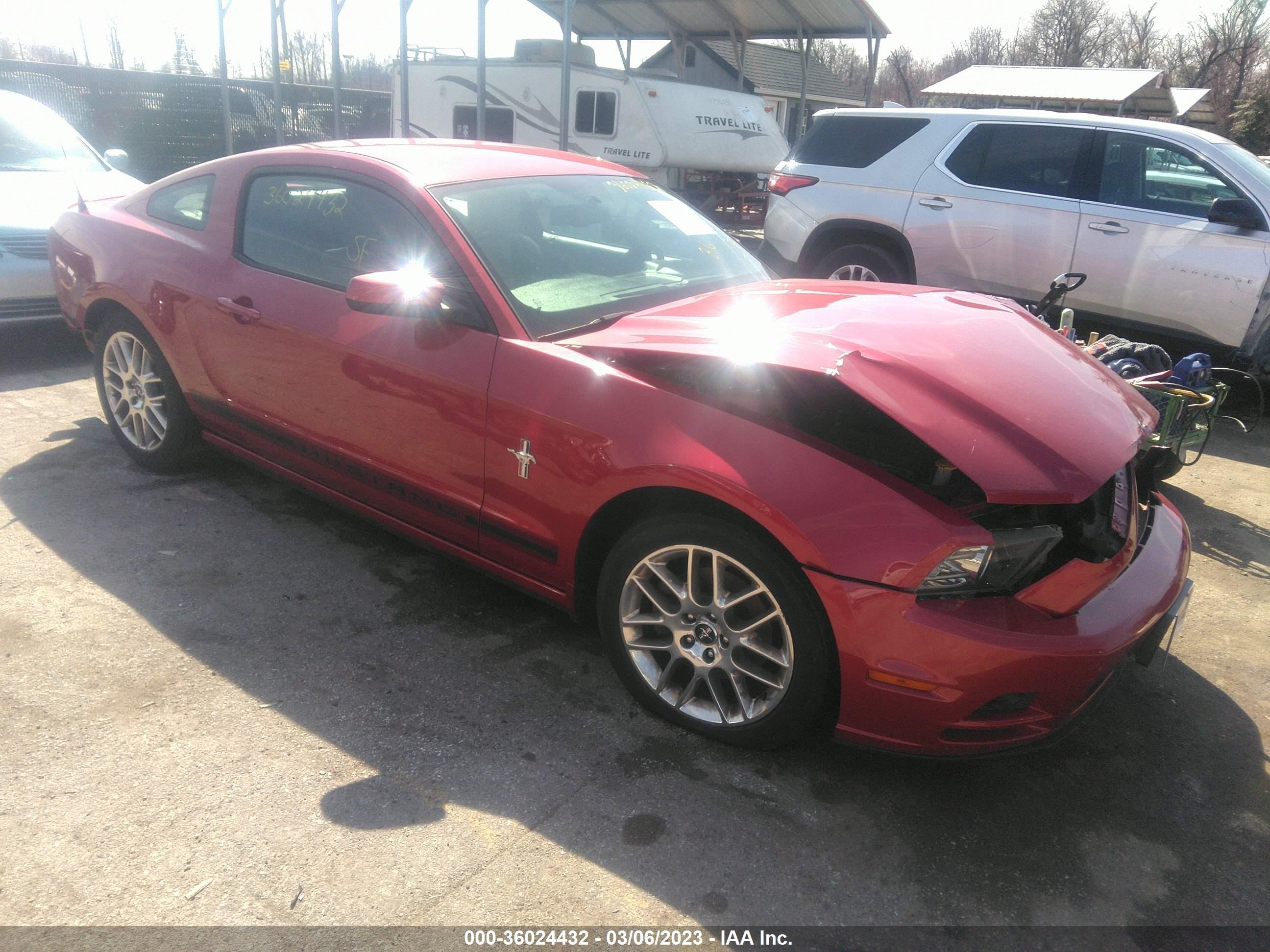 ford mustang 2013 1zvbp8am8d5280812