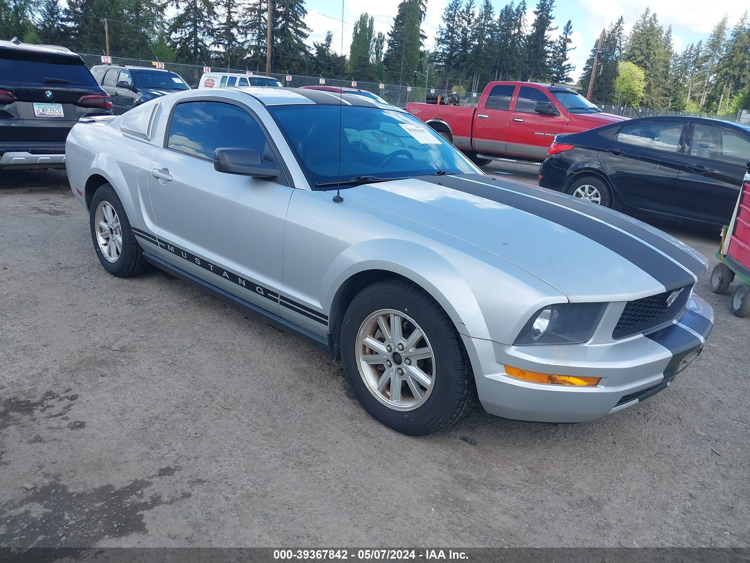 ford mustang 2007 1zvft80n175216168