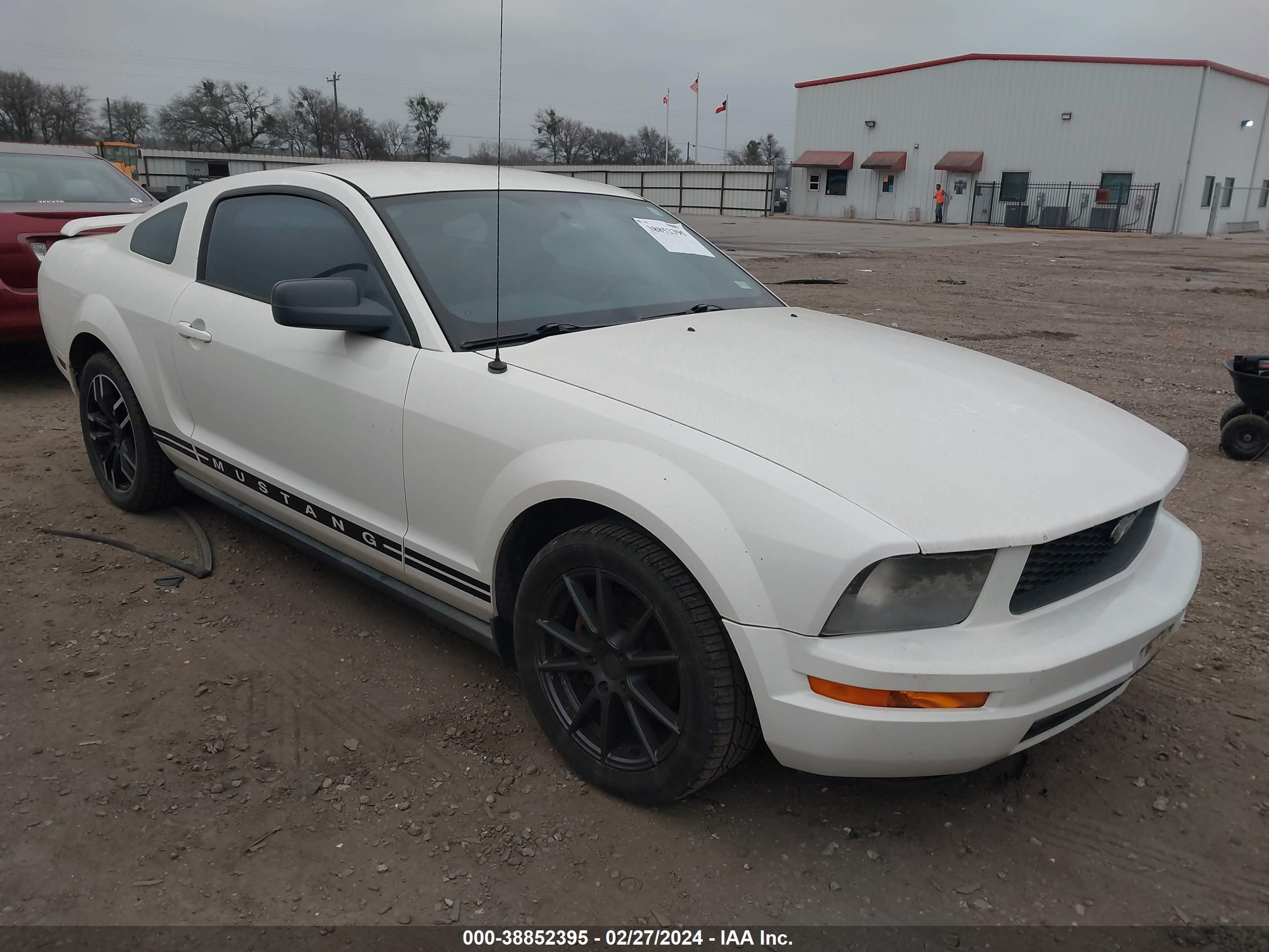 ford mustang 2005 1zvft80n355183042