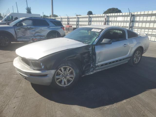 ford mustang 2006 1zvft80n365110481