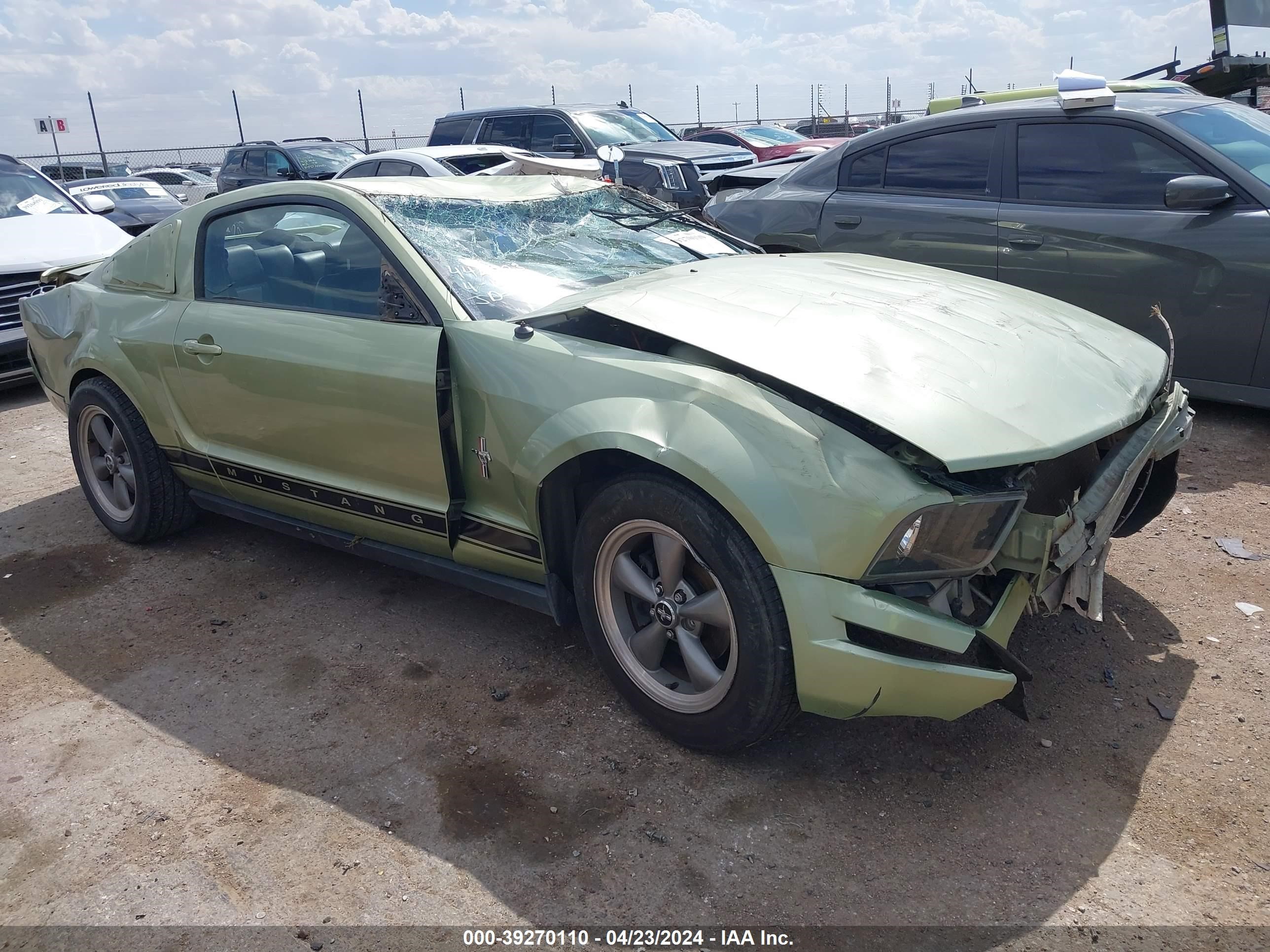 ford mustang 2006 1zvft80n465132148