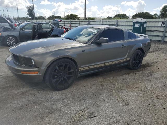 ford mustang 2005 1zvft80n555107354