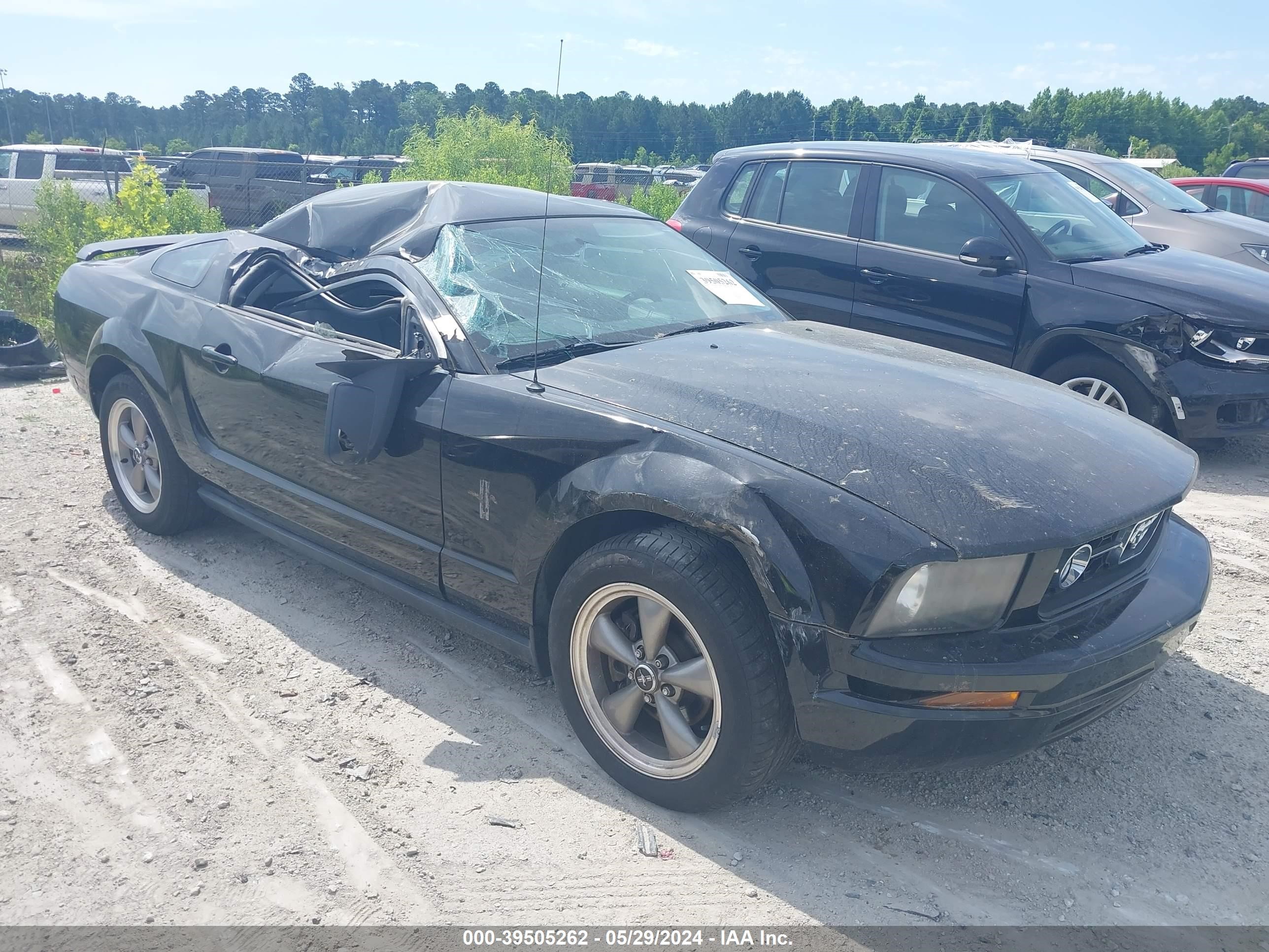 ford mustang 2006 1zvft80n565181634