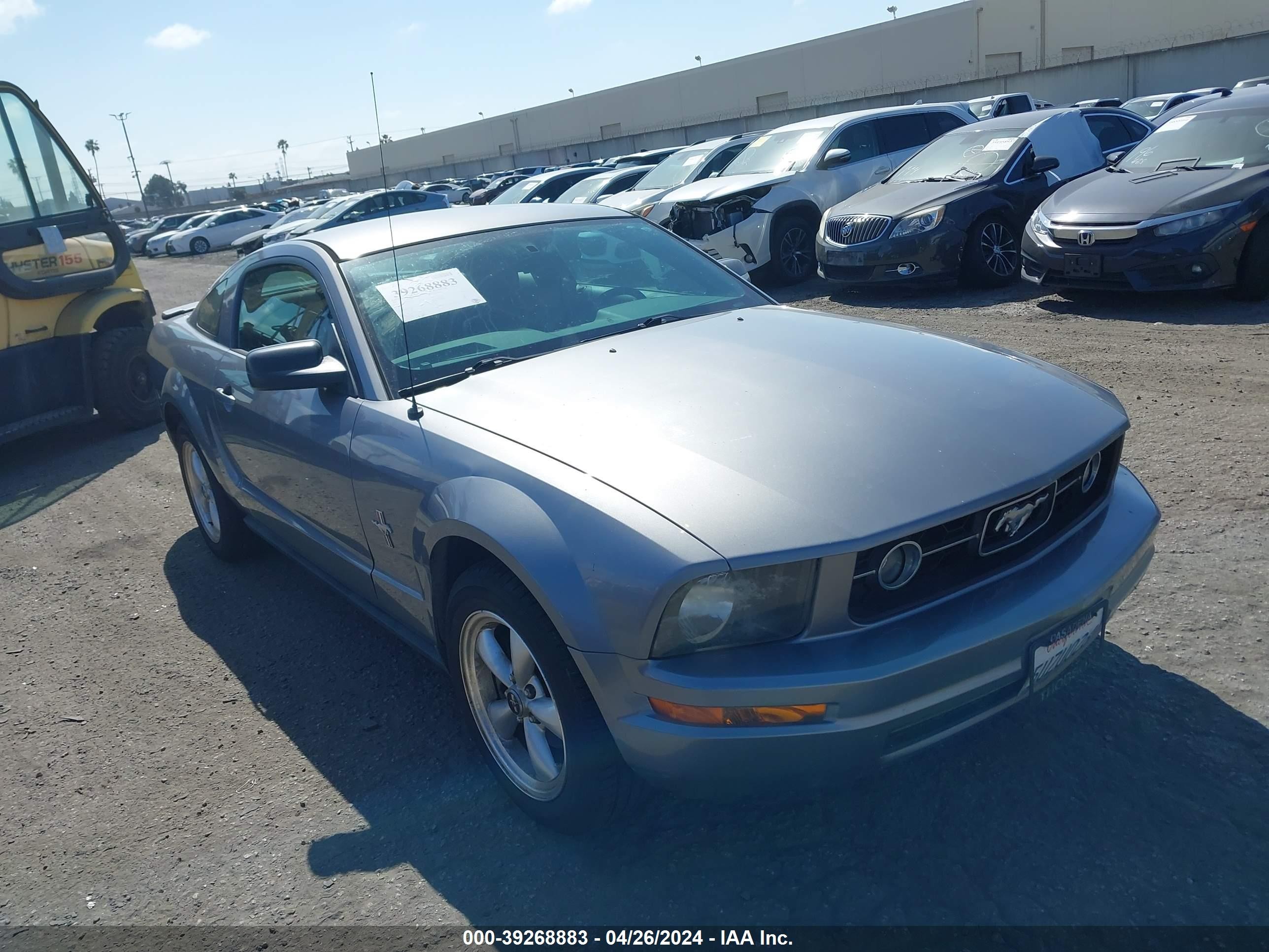 ford mustang 2007 1zvft80n675218417