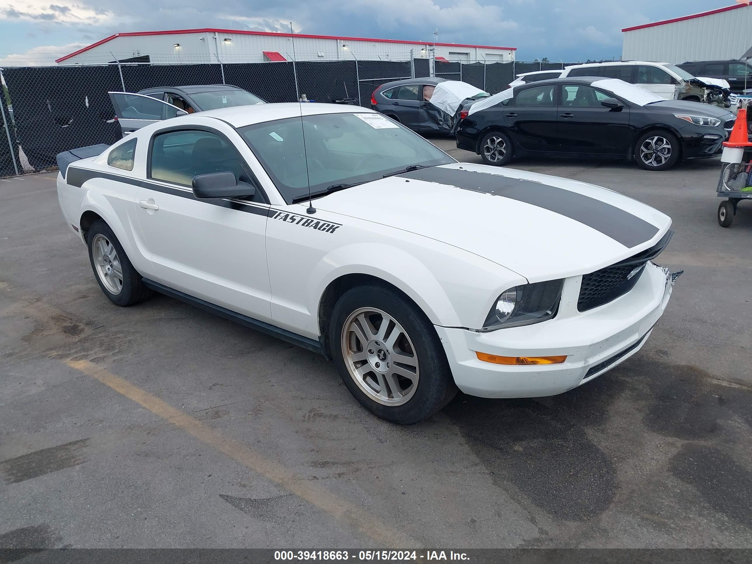 ford mustang 2007 1zvft80nx75260315