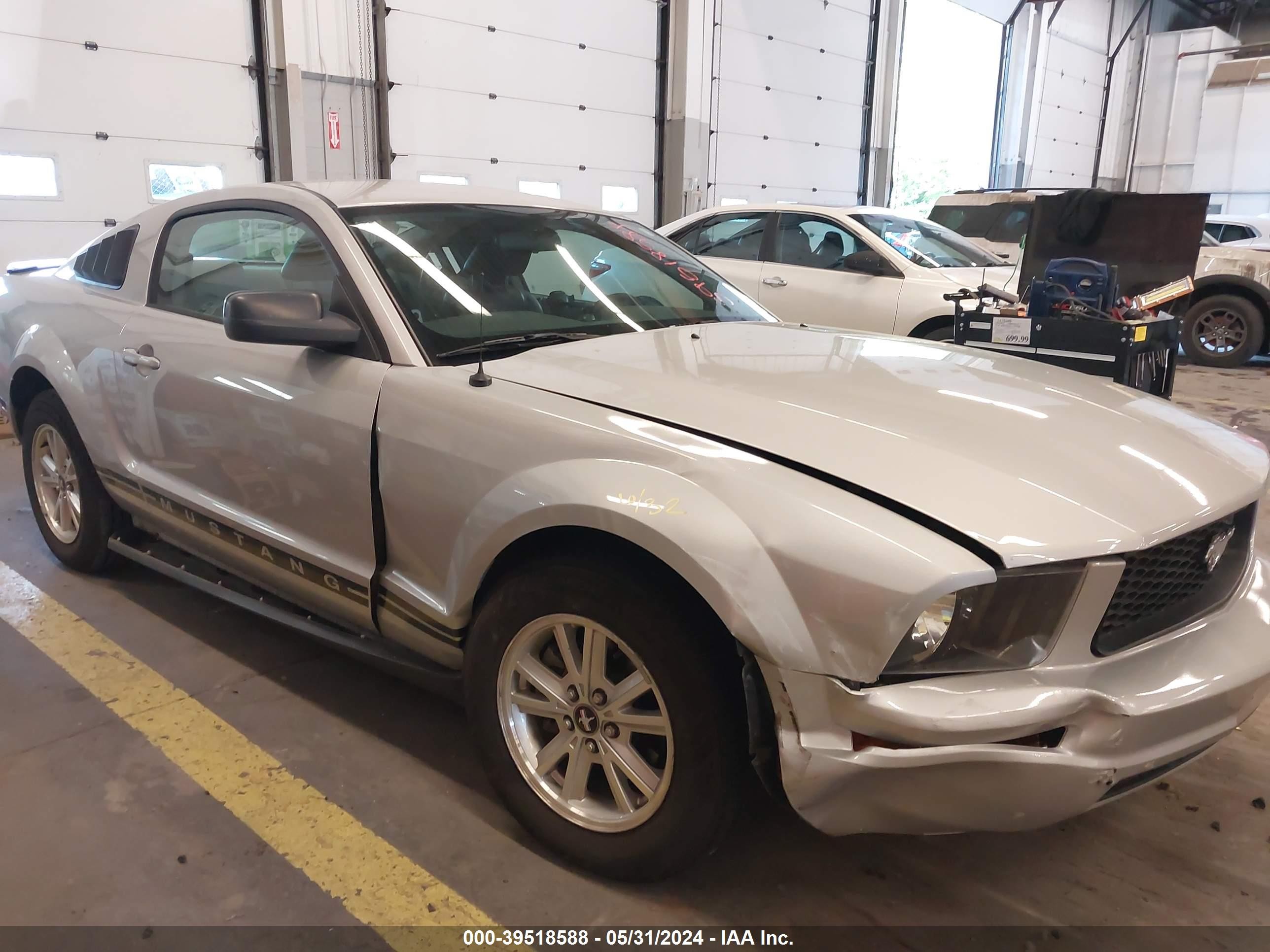 ford mustang 2007 1zvft80nx75273422