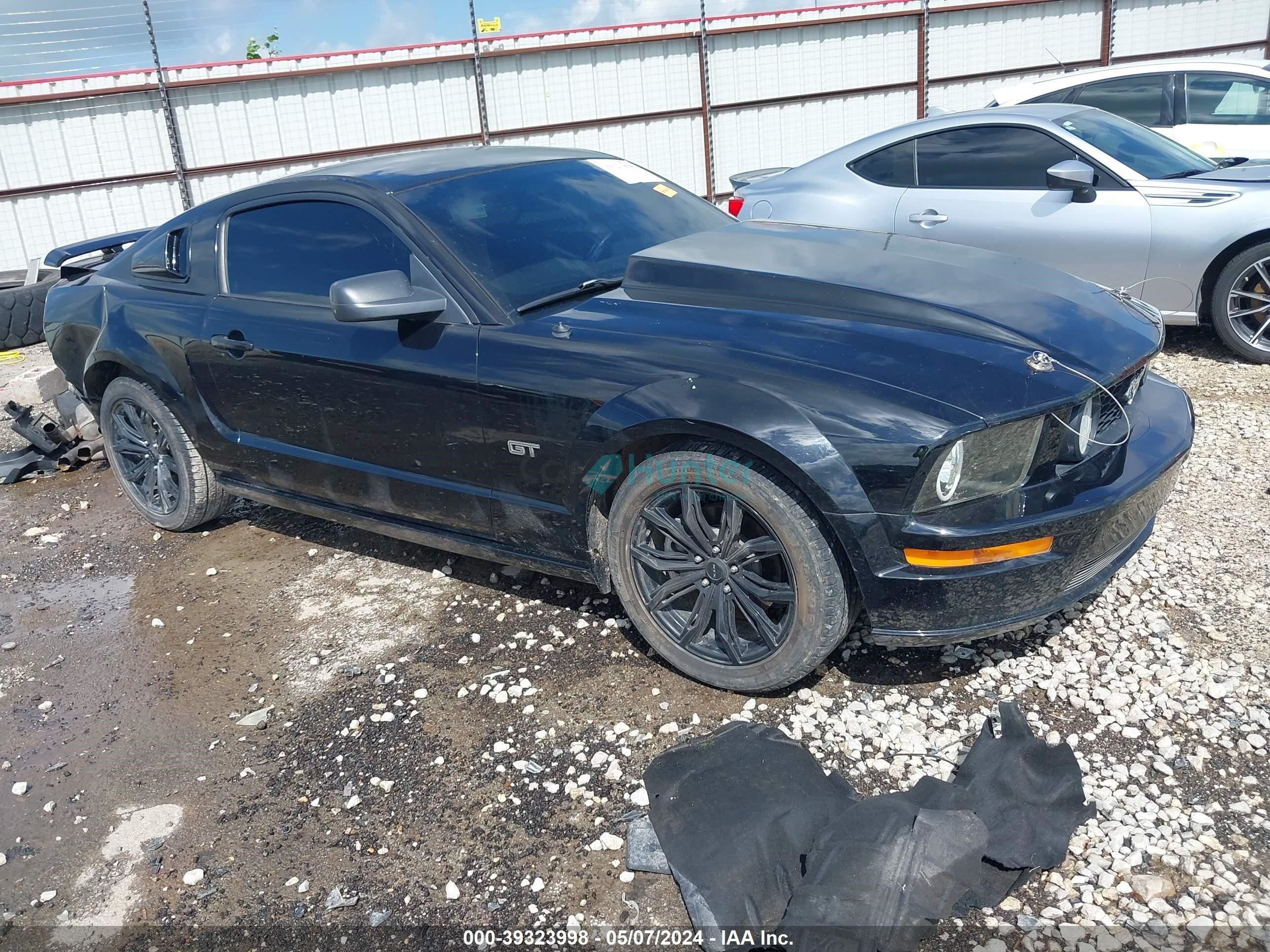 ford mustang 2007 1zvft82h075226553