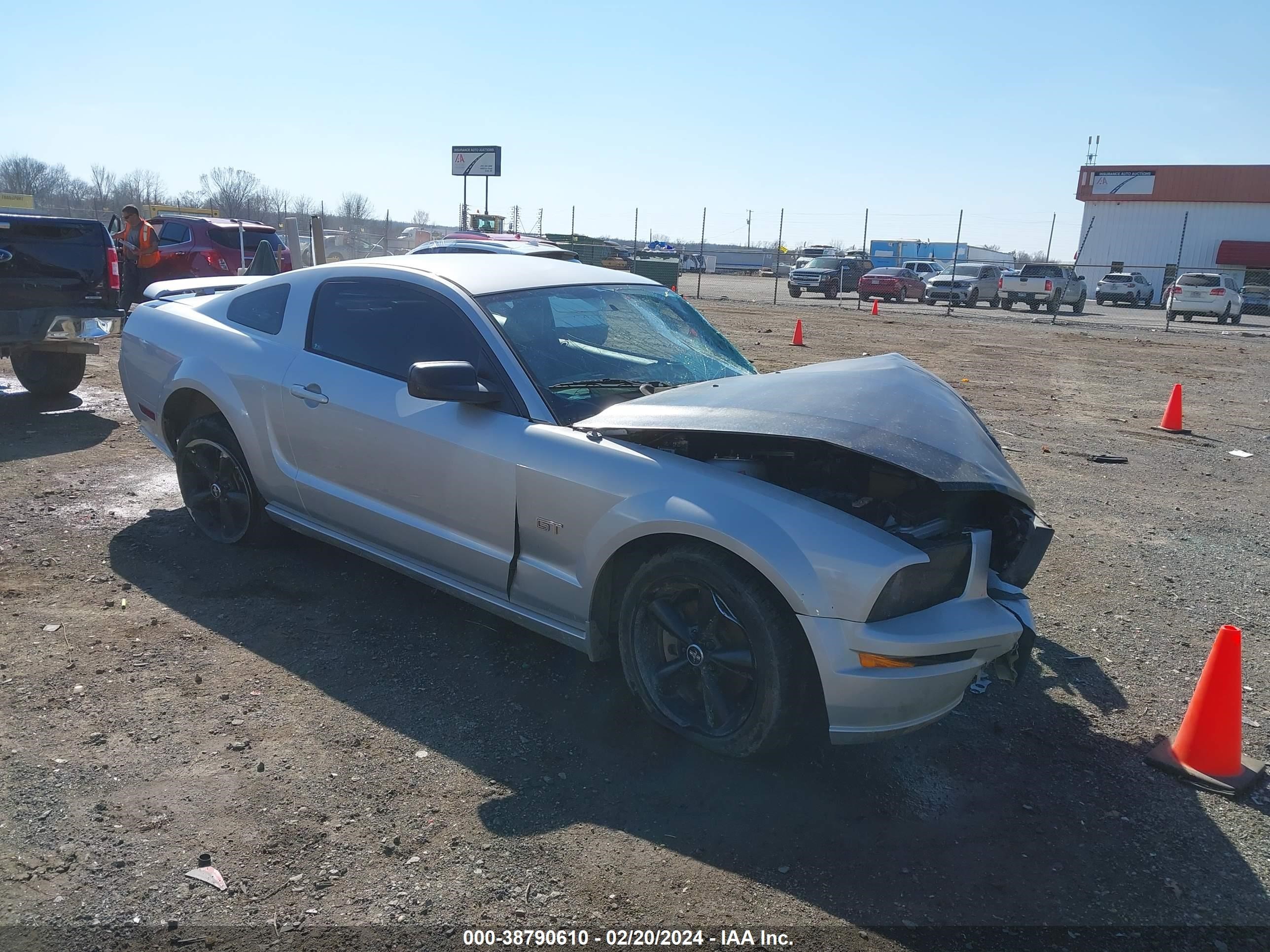 ford mustang 2005 1zvft82h455107773