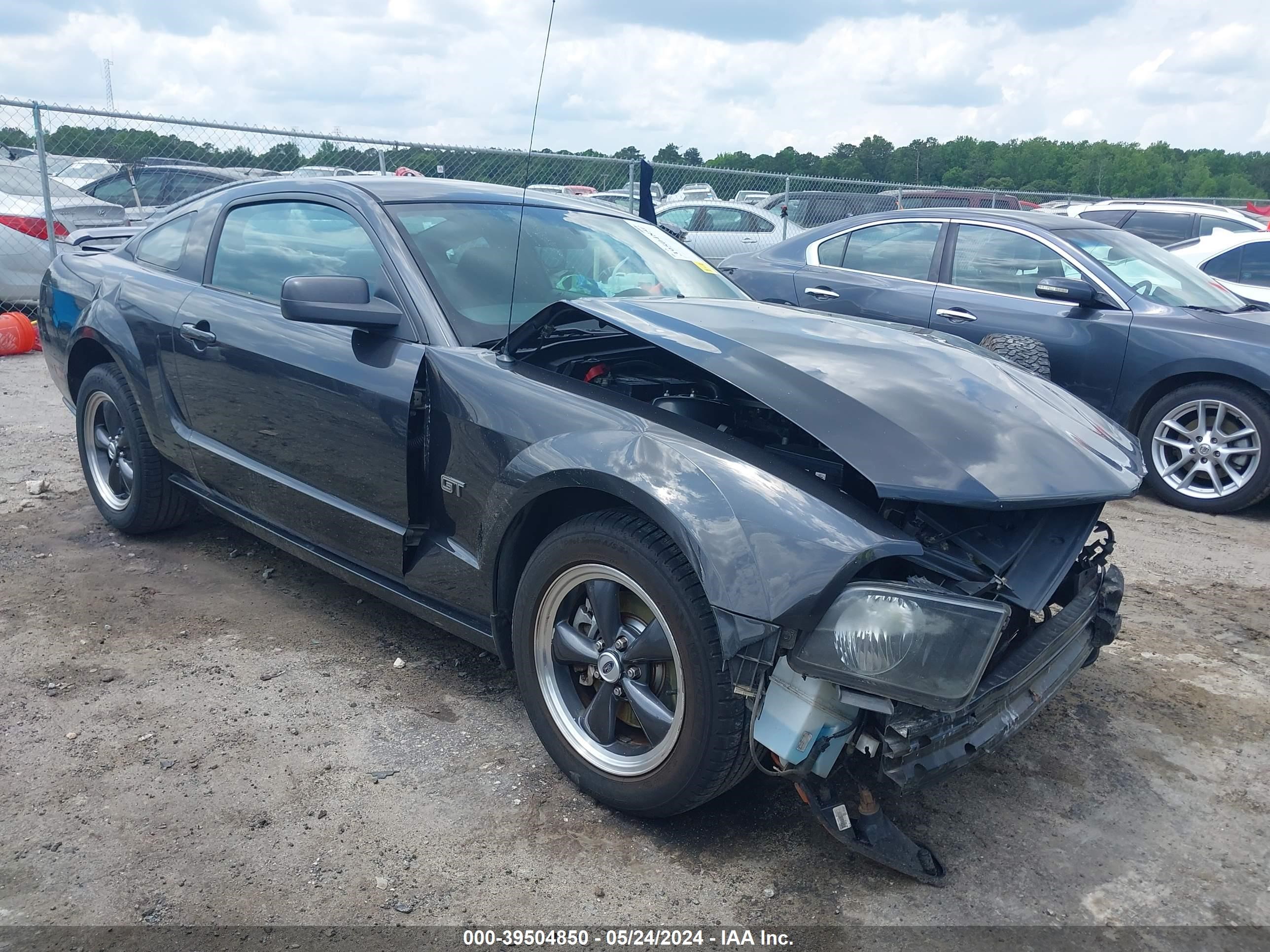ford mustang 2007 1zvft82h675338676
